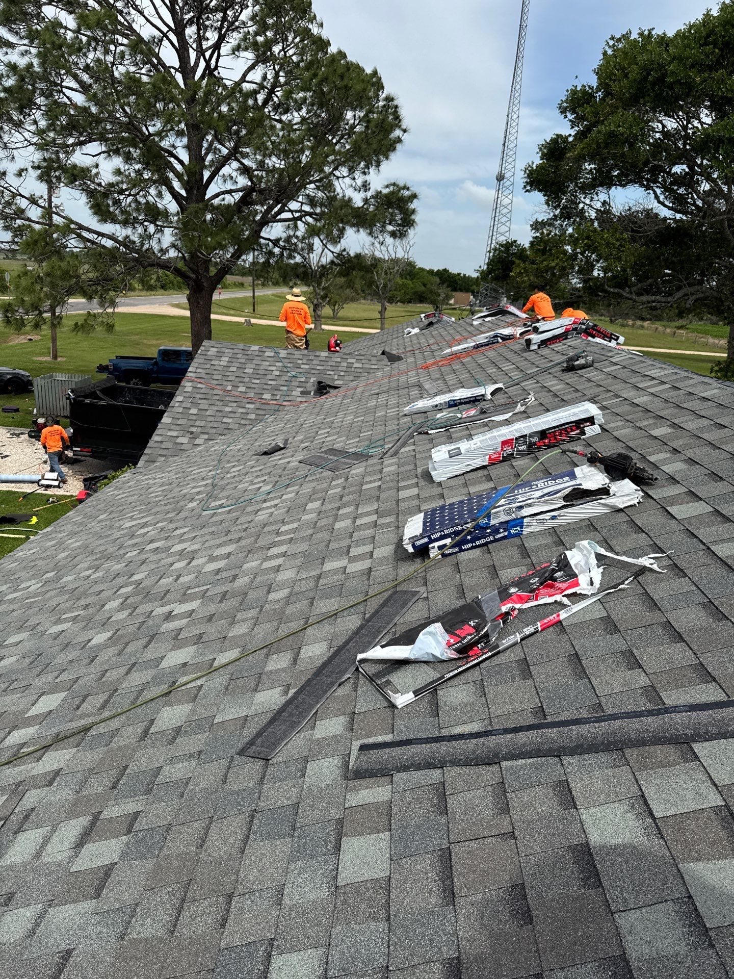 Roof Replacement louise by Roof Repair Company