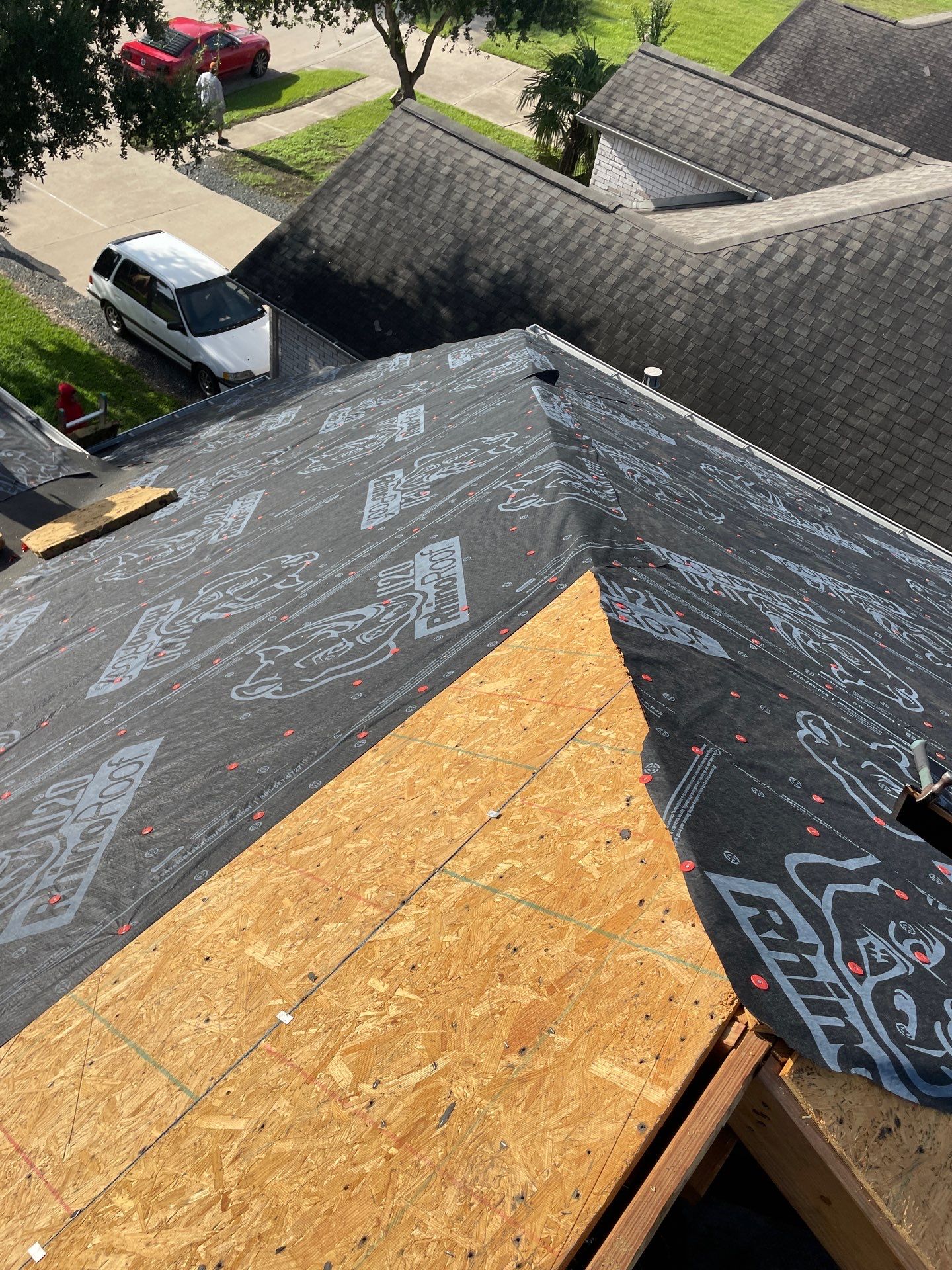 Residential Roofing Installation using Owen's Corning Duration (Lifetime) Shingles by Roof Repair Company