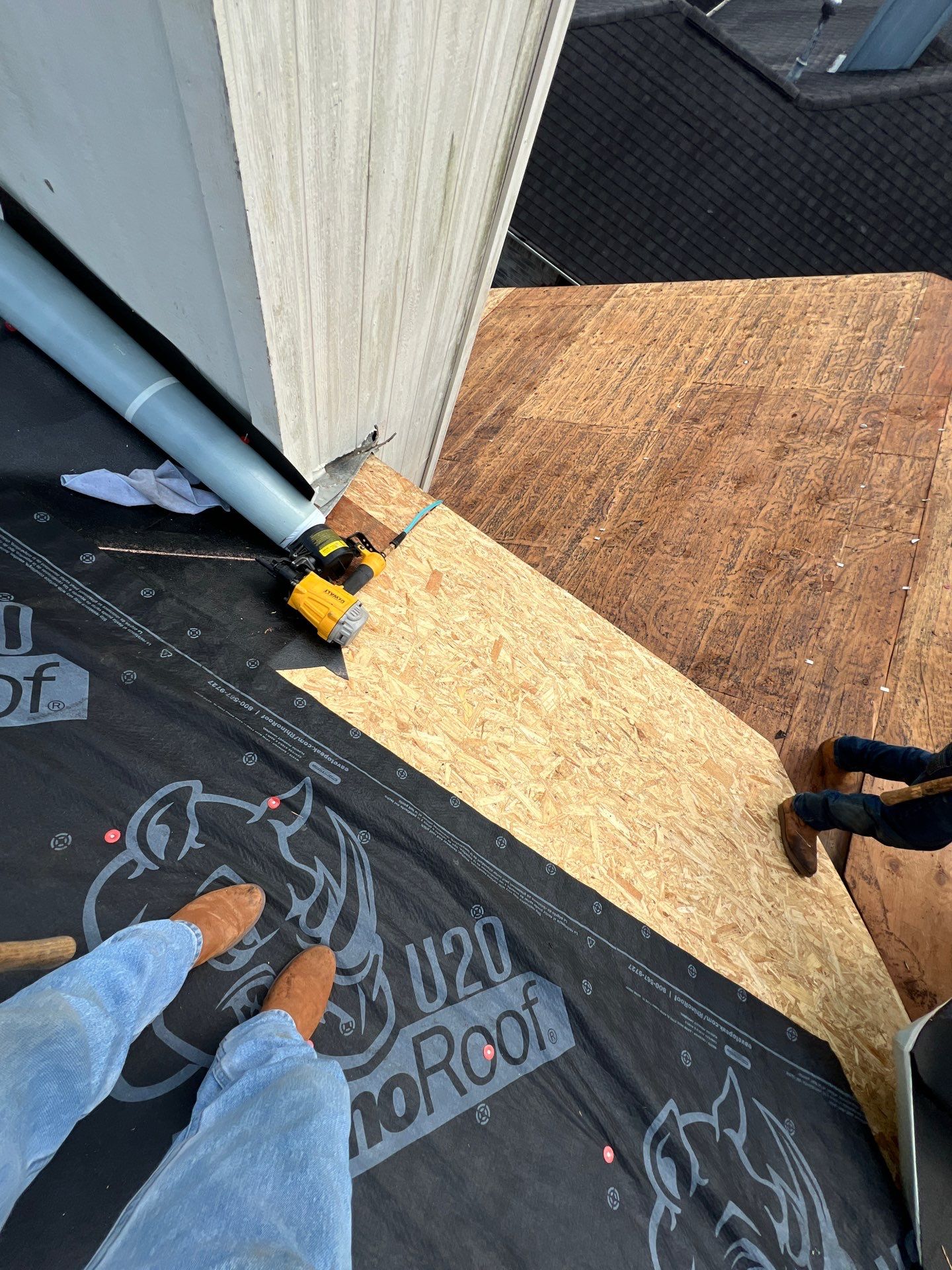 Residential Roofing Installation using Owen's Corning Duration (Lifetime) Shingles by Roof Repair Company