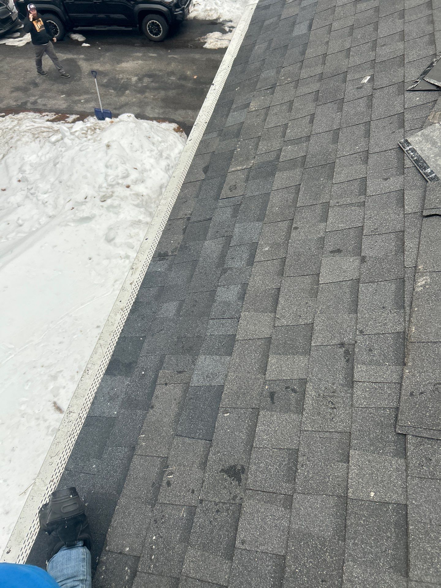 Ice Dam Removal & Snow Removal in Billerica, MA  by Mighty Dog Roofing of Greater Middlesex County