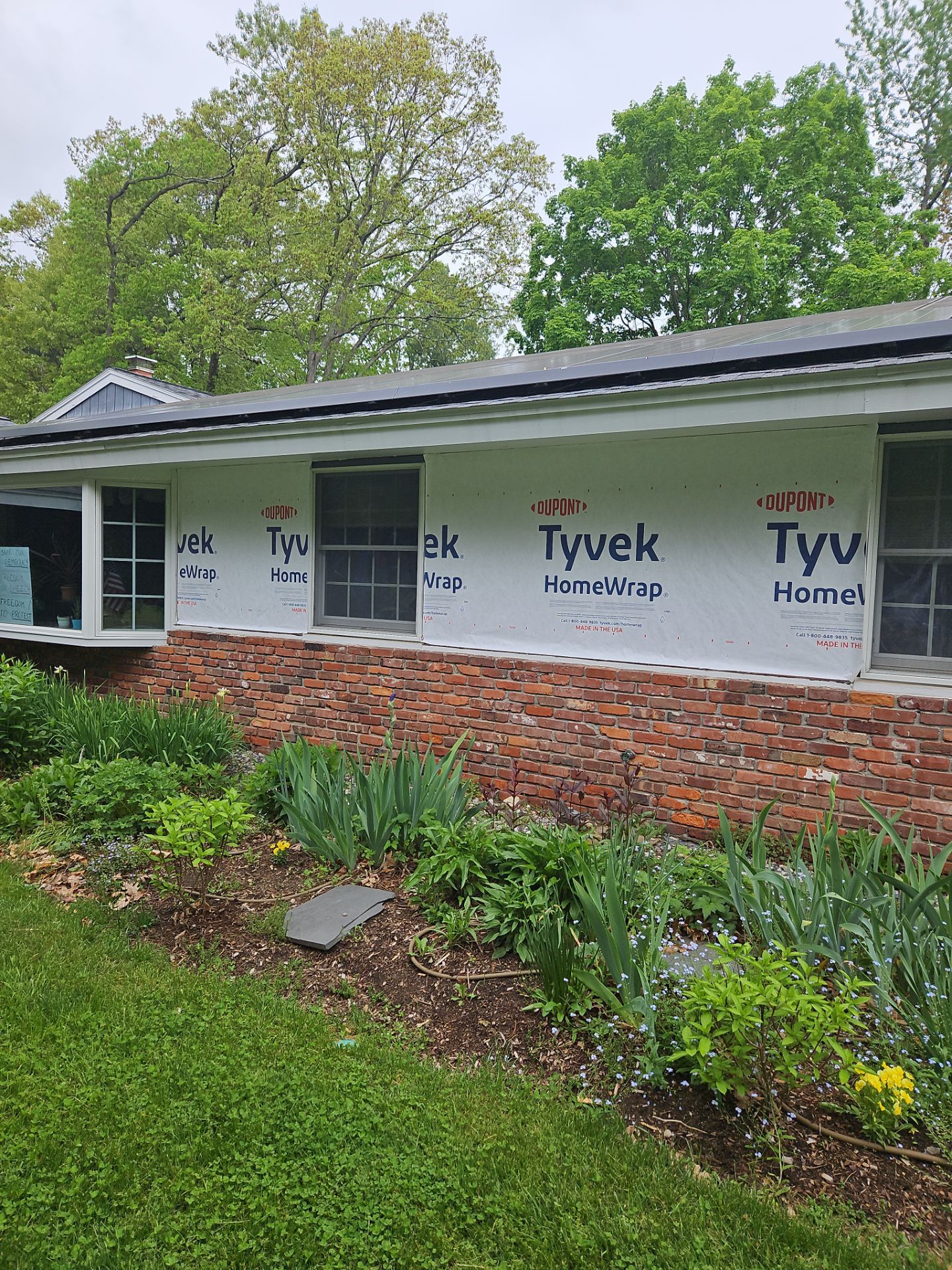 Vinyl Siding Transformation – Pacific Blue by Mighty Dog Roofing of Greater Middlesex County