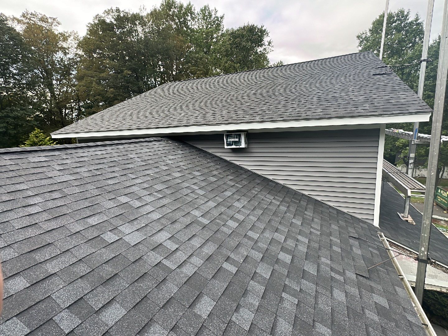 Residential Roofing Installation using Owens Corning TruDefinition Duration AR - Onyx Black & New Siding Using Mainstreet Charcoal Gray by A Plus Exterior