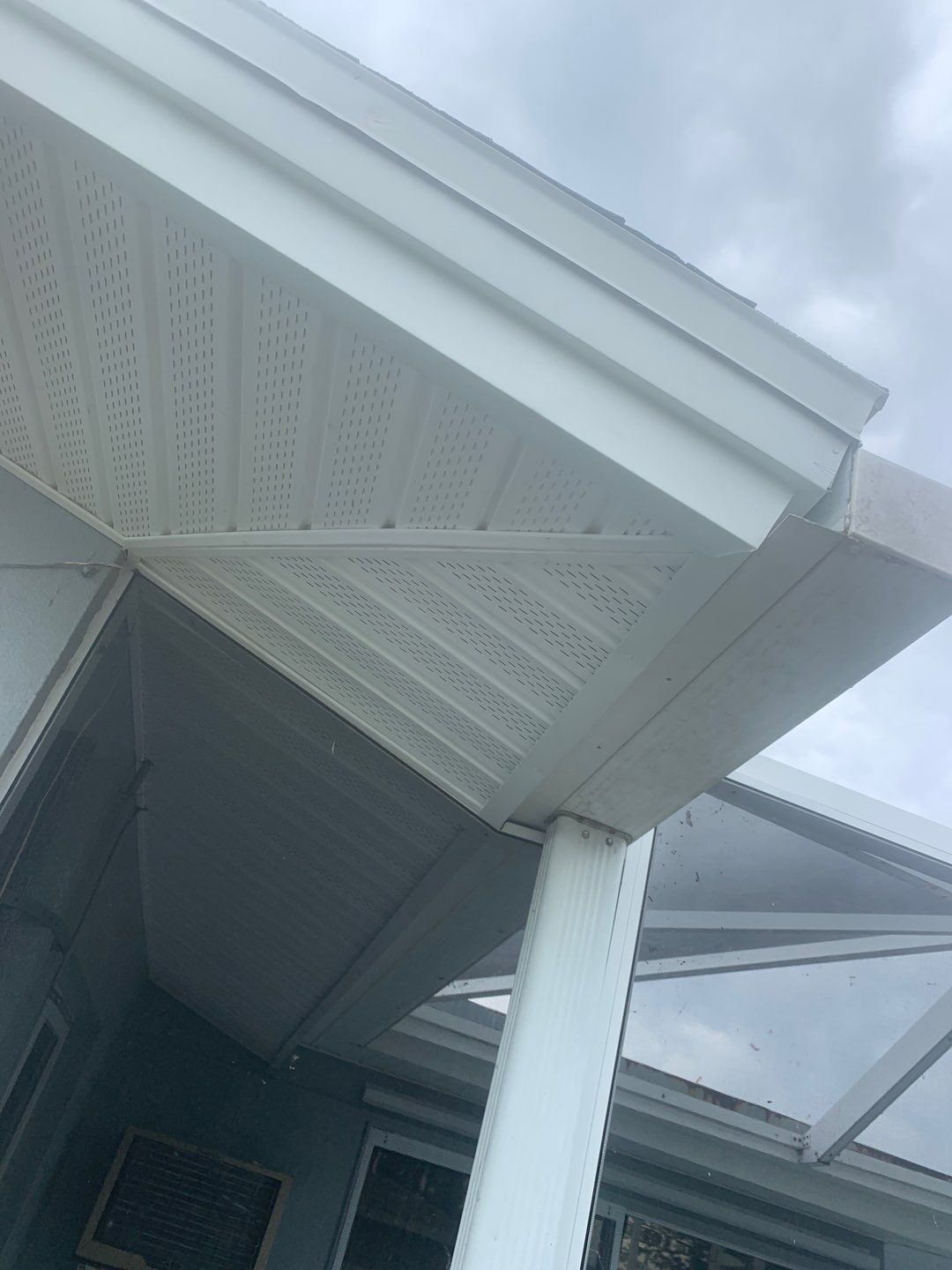 Seamless Gutters in Cape Coral FL by Gutter Professors