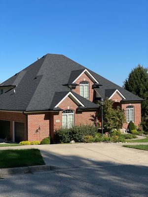 Residential Roofing Installation using Owens Corning Onyx Black Durations
