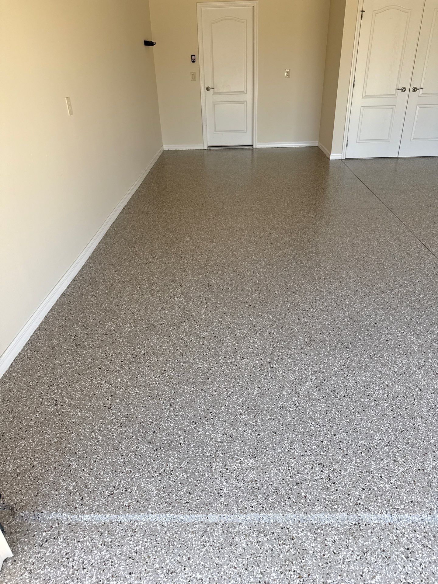 Garage Pebble Beach by Innovative Concrete Coatings 