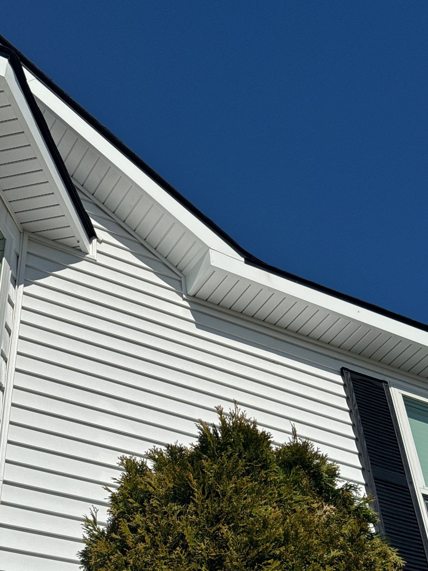 Siding Replacement using Certainteed Classic Restoration D4 by 180 Contractors