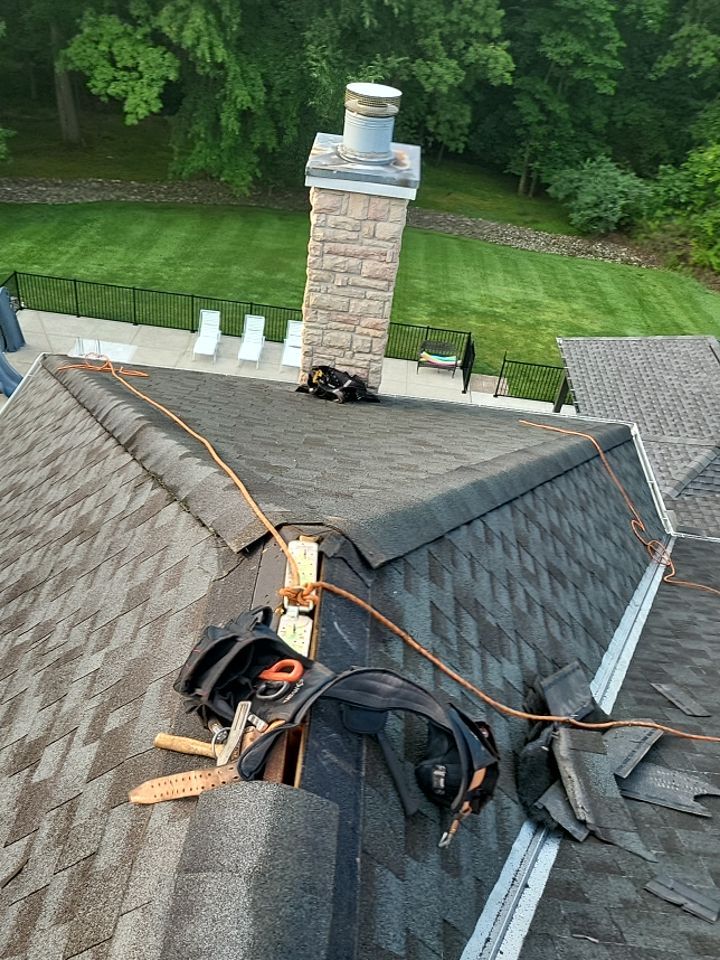 GAF Timberland Color: Pewter Gray by Eagle Eye Roofing