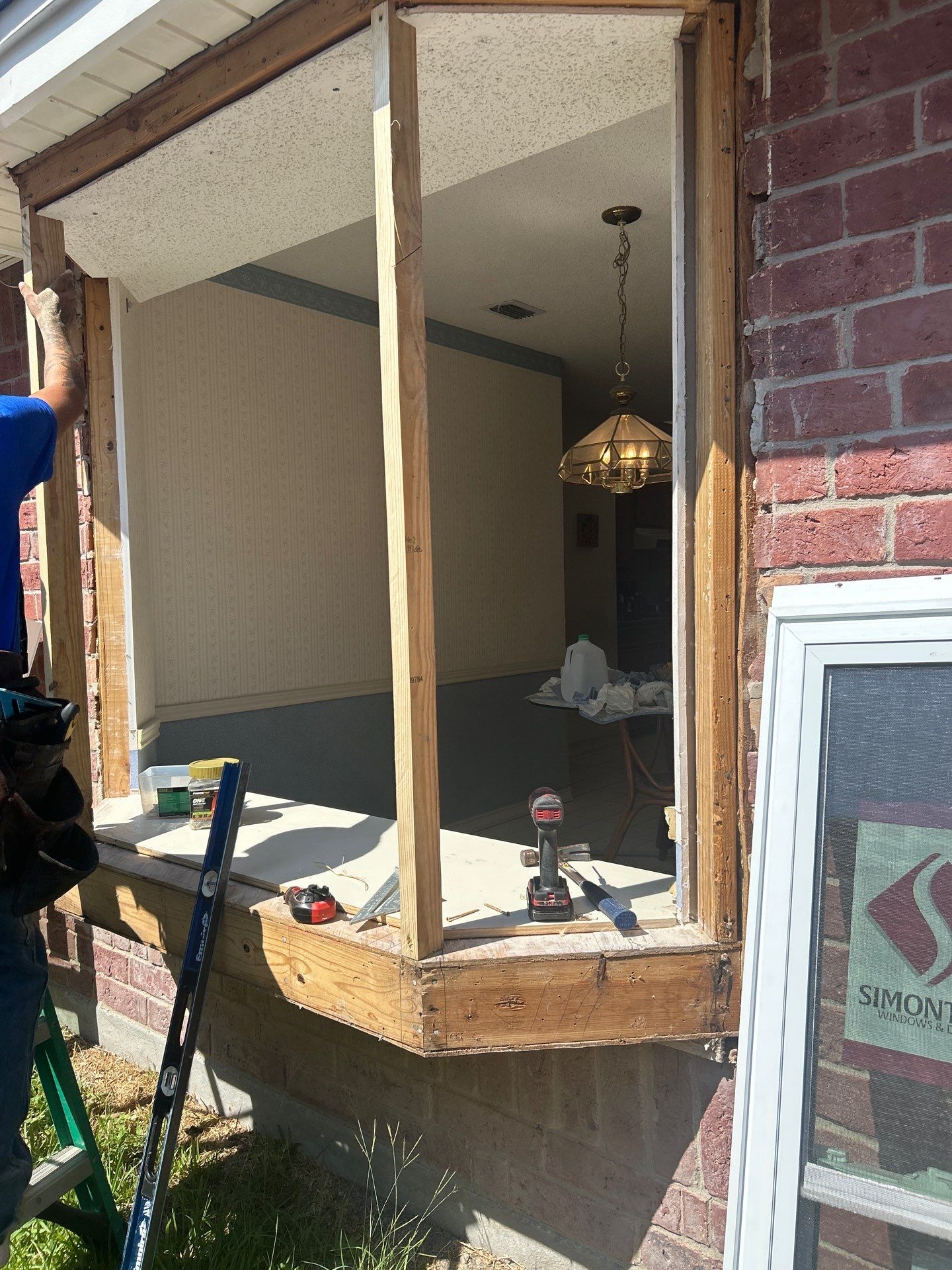 Bayfront Knows Bay Windows by Bayfront Roofing and Construction