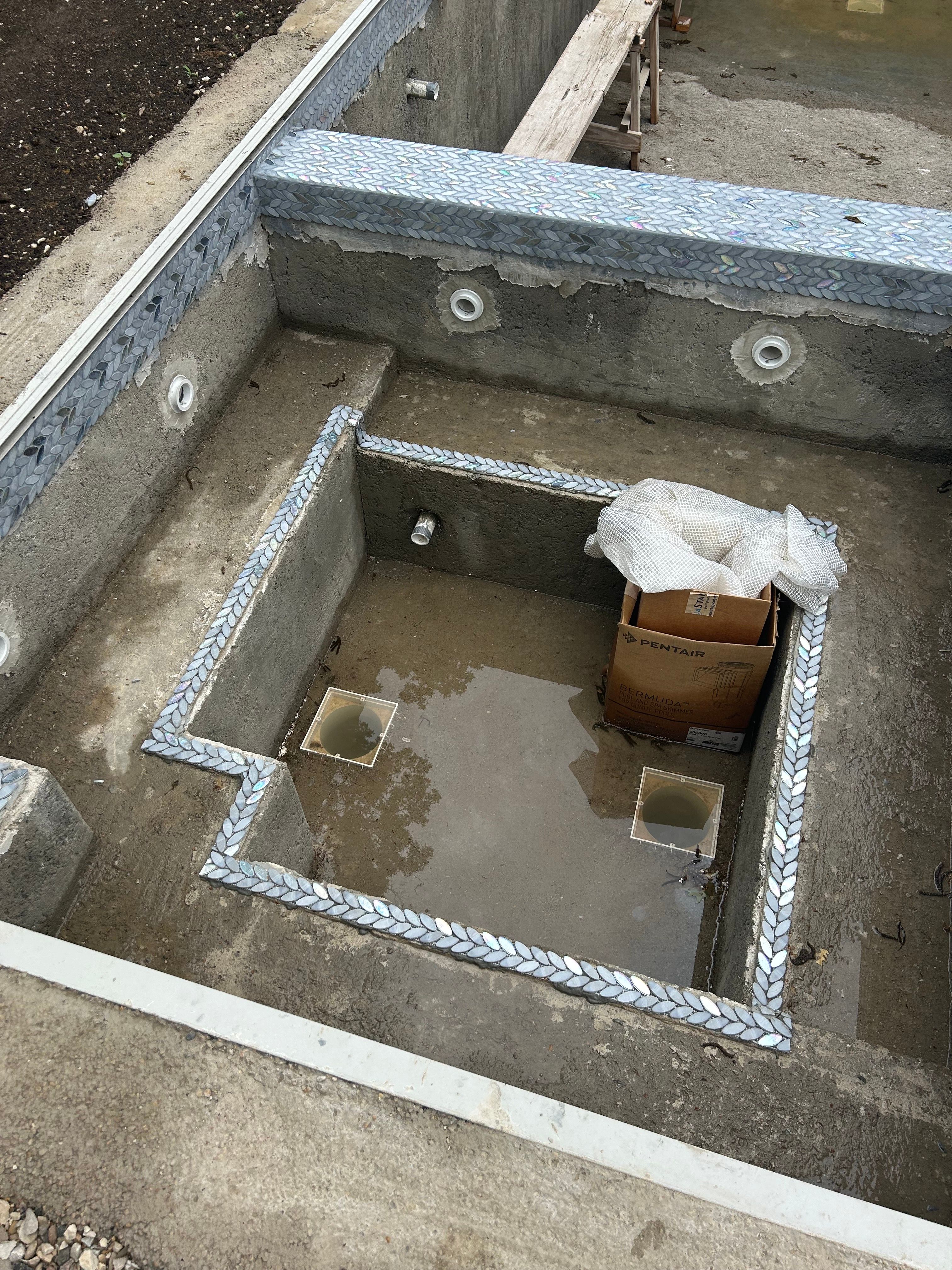 Artic White with Italian Tile by North Shore Pool & Spa