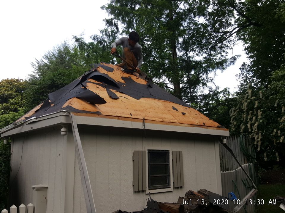 Cedar Roof in Ruxton using Cedar Roof by Roof Right Inc