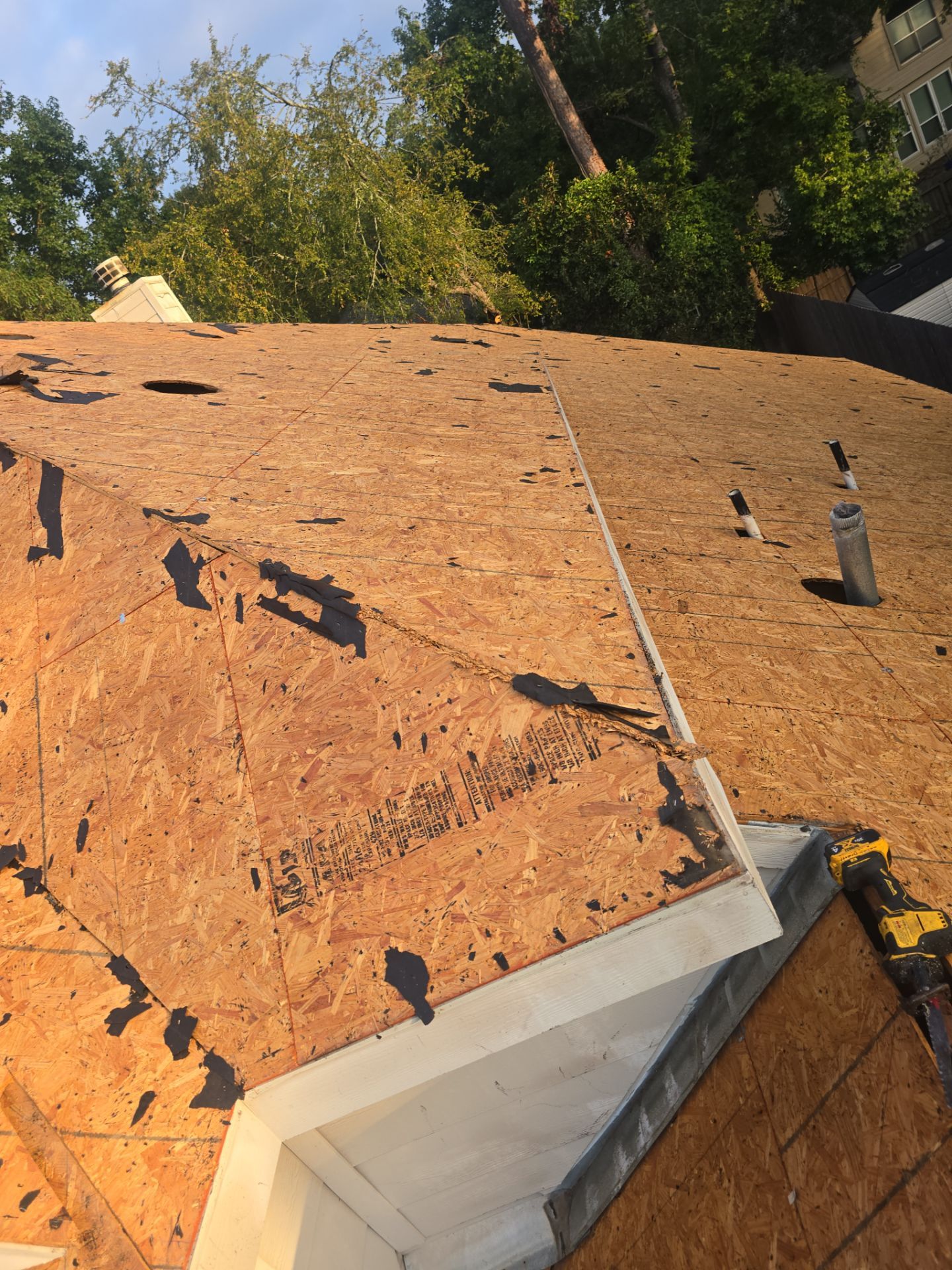 Roof Replacement in The Woodlands TX by Roof Repair Company
