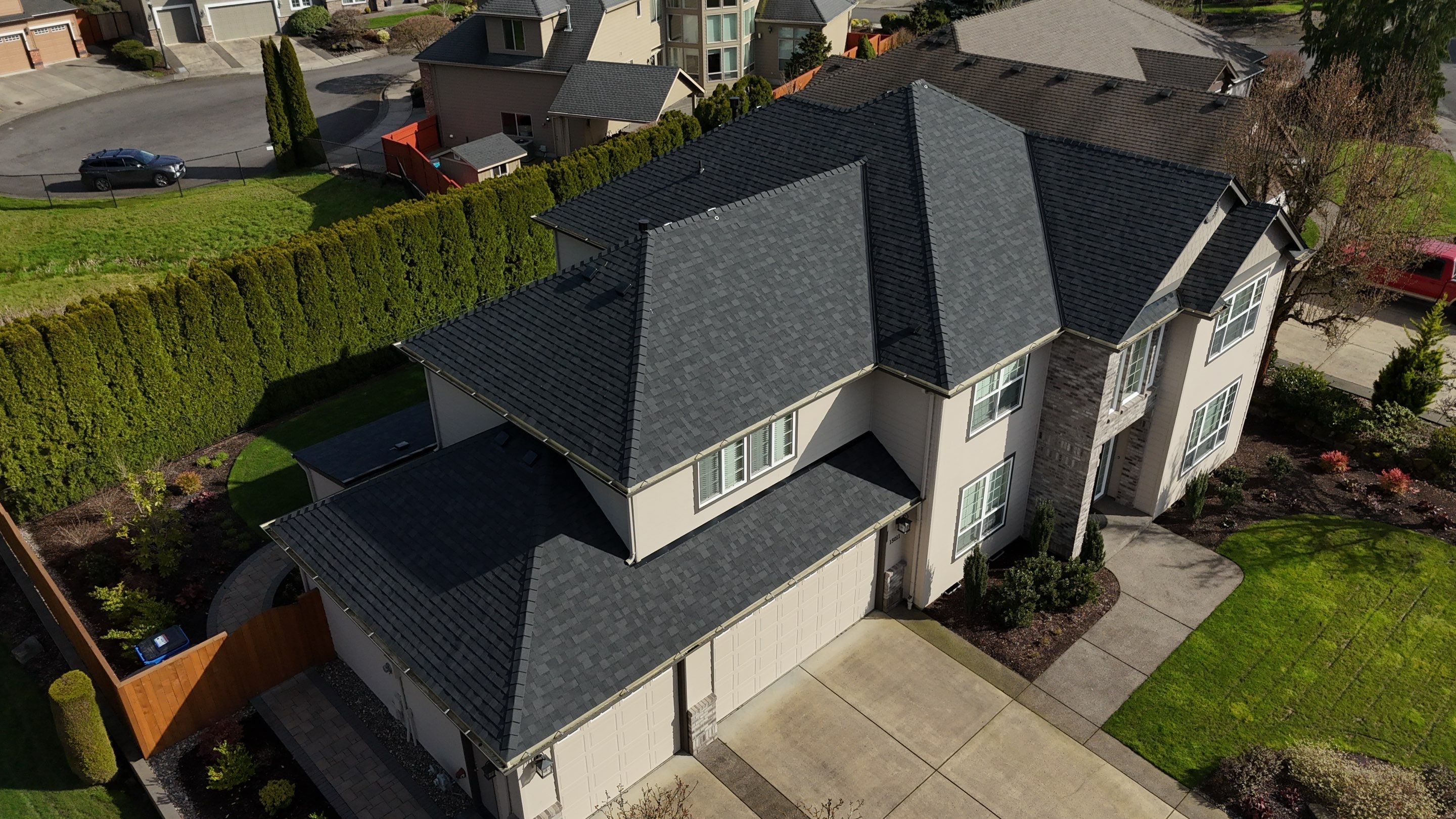 Onyx Black | Roof Replacement in Vancouver, WA 98685 by Valiant Roofing, LLC