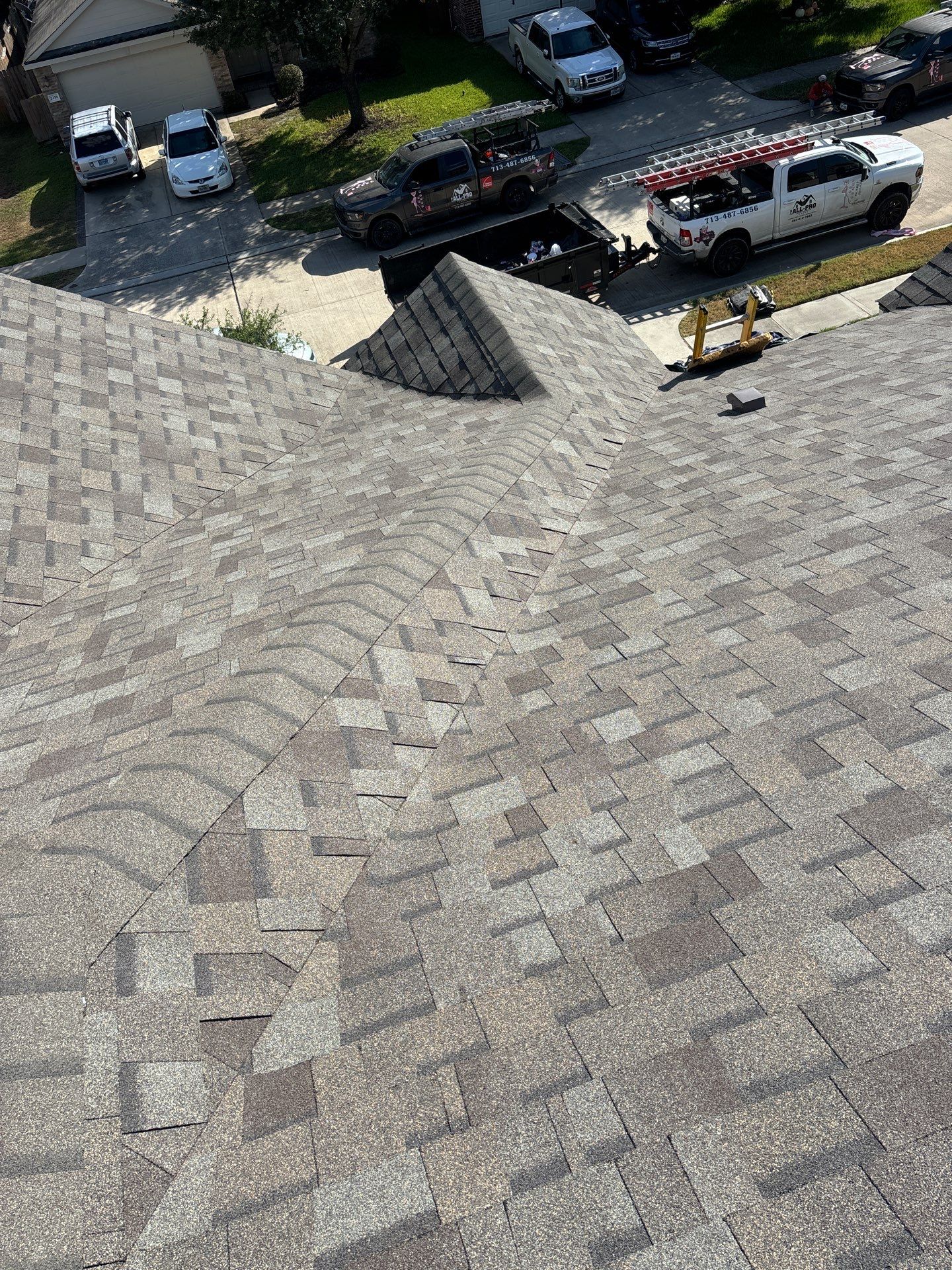 Residential Roofing Installation using Owen's Corning Duration (Lifetime) Shingles by Roof Repair Company