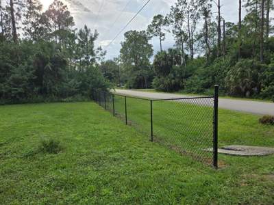 Chain Link Install in Naples