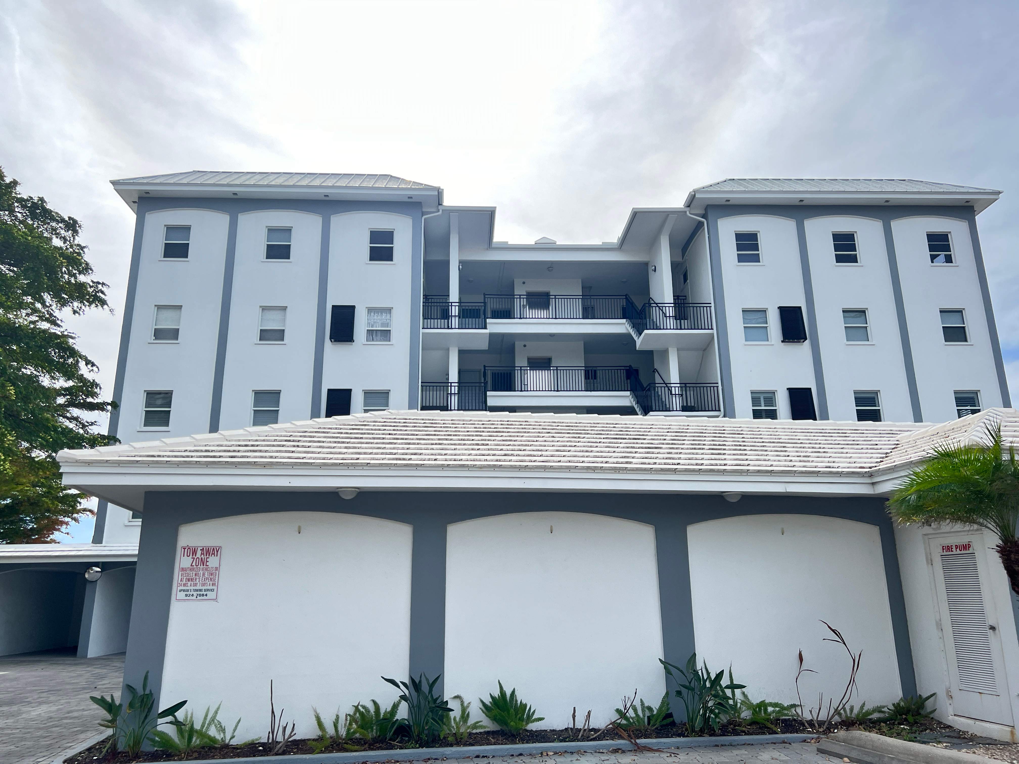 Roof Damage Claim in Sarasota by FLAPA & KeyStone