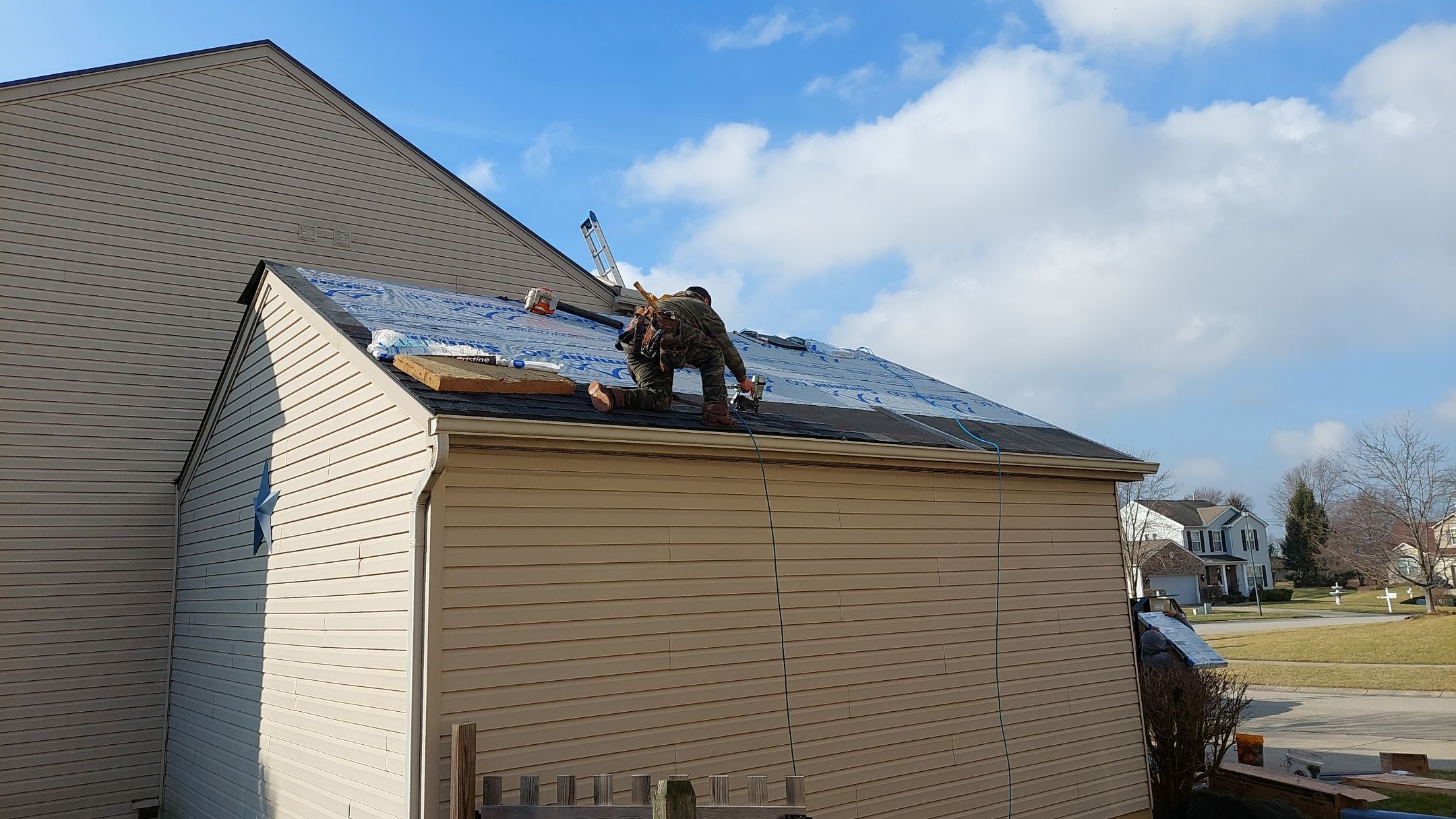 Atlas Black Shadow by Tamlin Roofing