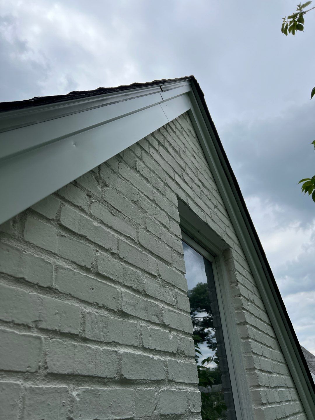 Arlington Hardie Installation - Arctic White by RM Banning, Inc.