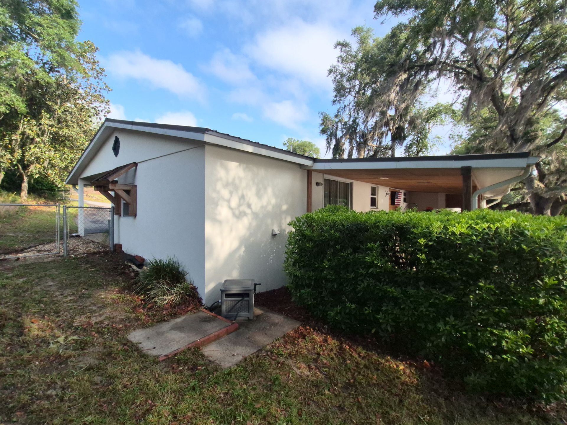 Professional Metal Roof and Stucco Cleaning in Silver Springs by Infinite Exteriors LLC