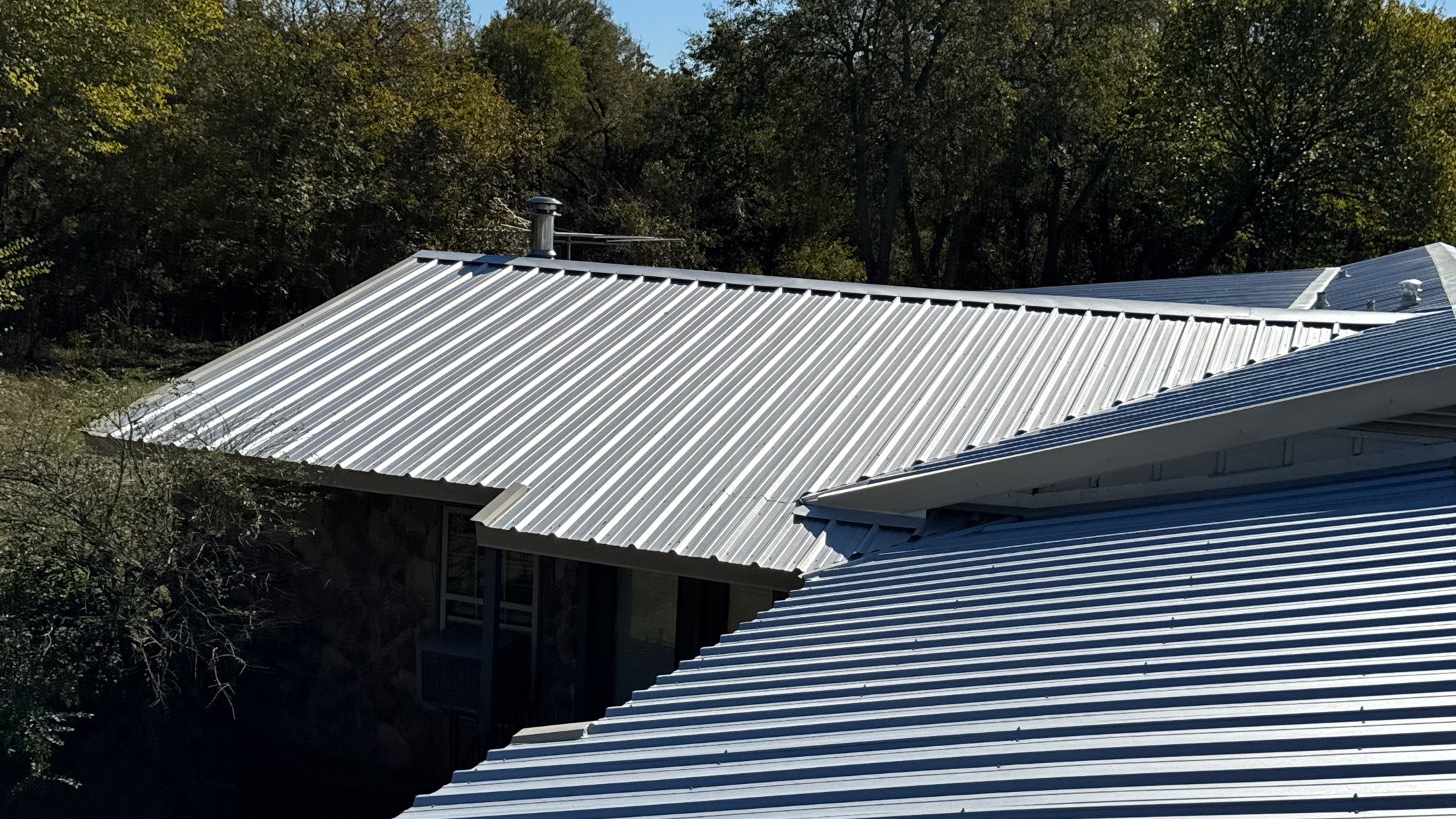 New Metal Roof by Harvey Roofing & Construction