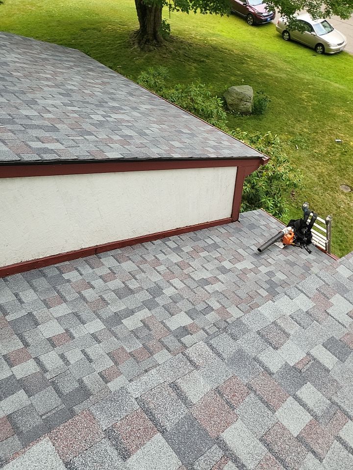 ATLAS PINNACLE HP W/SCOTCHGARD COLOR: SUMMER STORM  by Eagle Eye Roofing