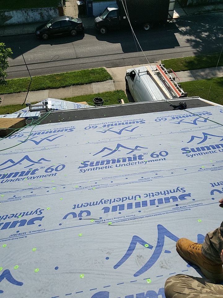 ATLAS PINNACLE COLOR: COASTAL GRANITE by Eagle Eye Roofing