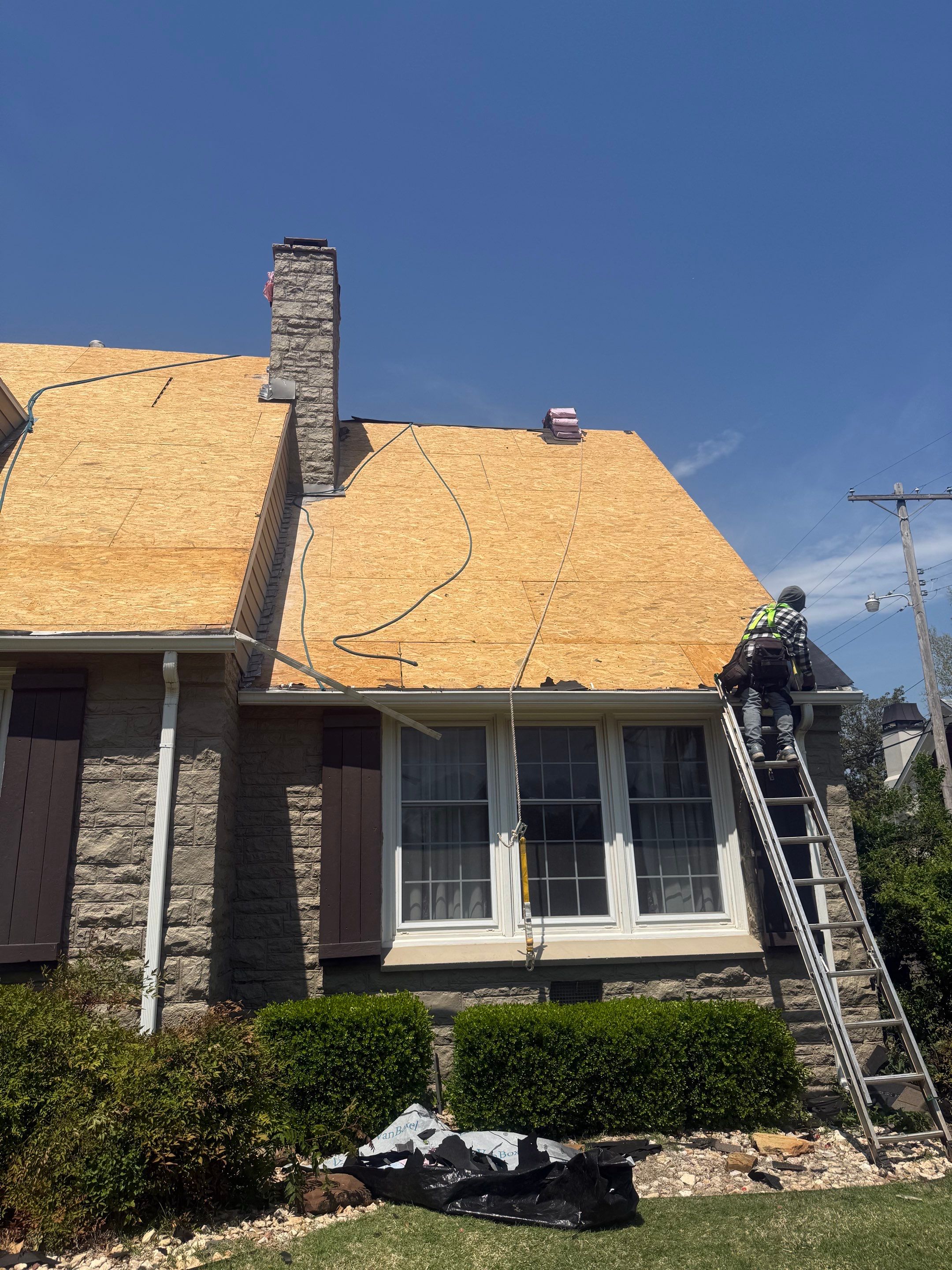 Roof Project in Tulsa by Decor Roofing & Restoration