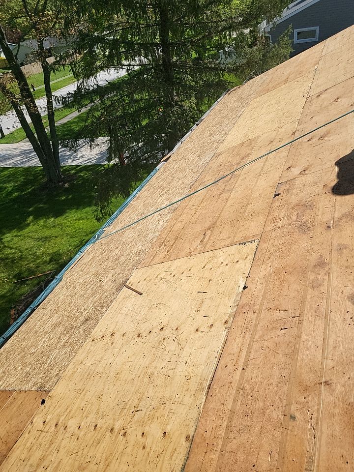 ATLAS PINNACLE COLOR: SUMMER STORM DRIP EDGE: WHITE by Eagle Eye Roofing