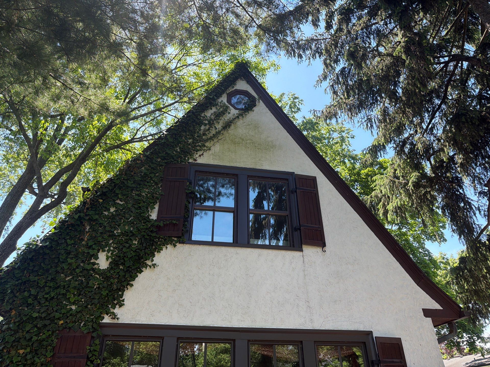 Stucco and Dryvit House Soft Washing by Northern Power Washing LLC.