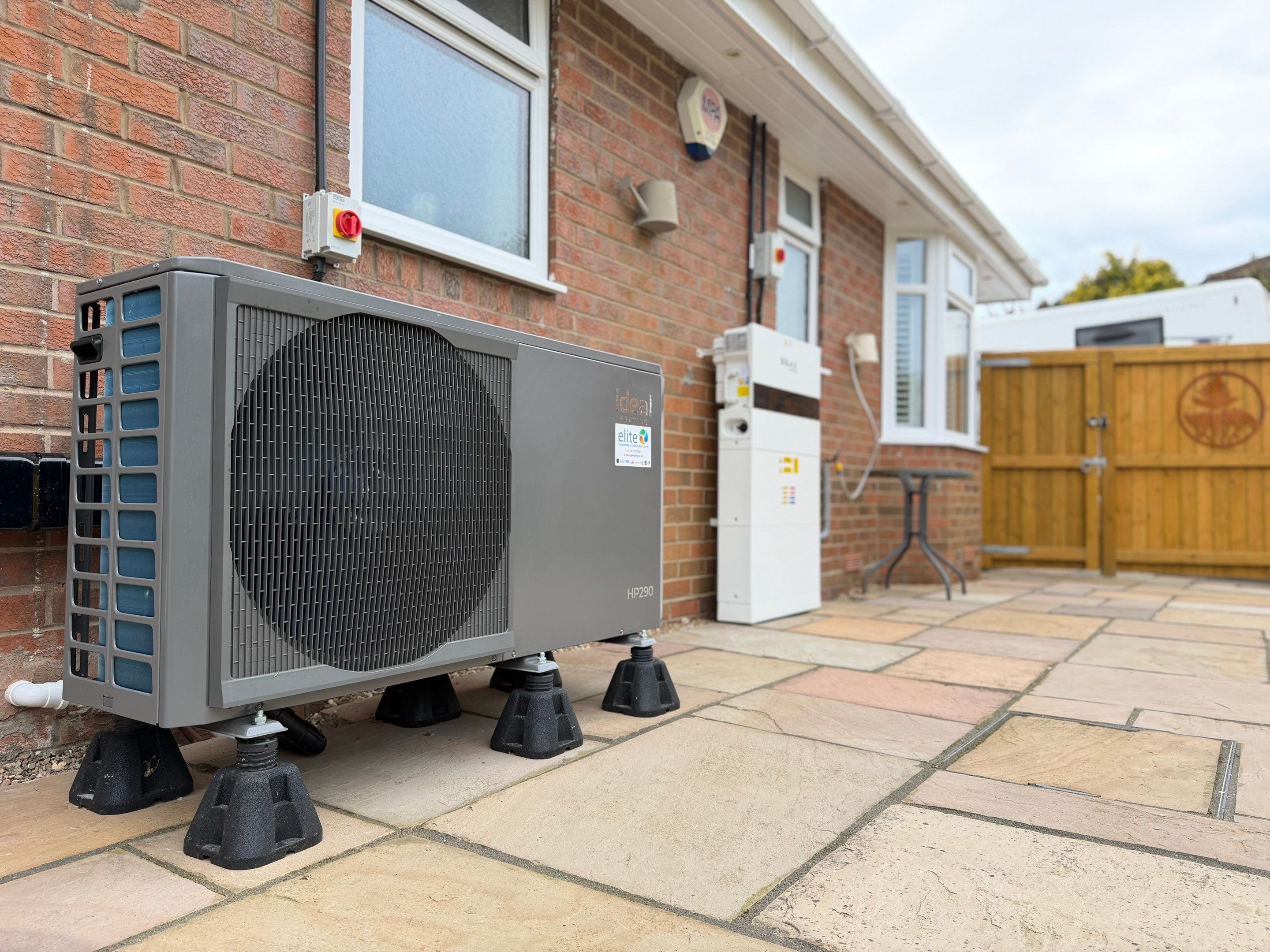 π Going fully renewable β heat pump, solar PV and battery storage working together by Elite Services Group Ltd