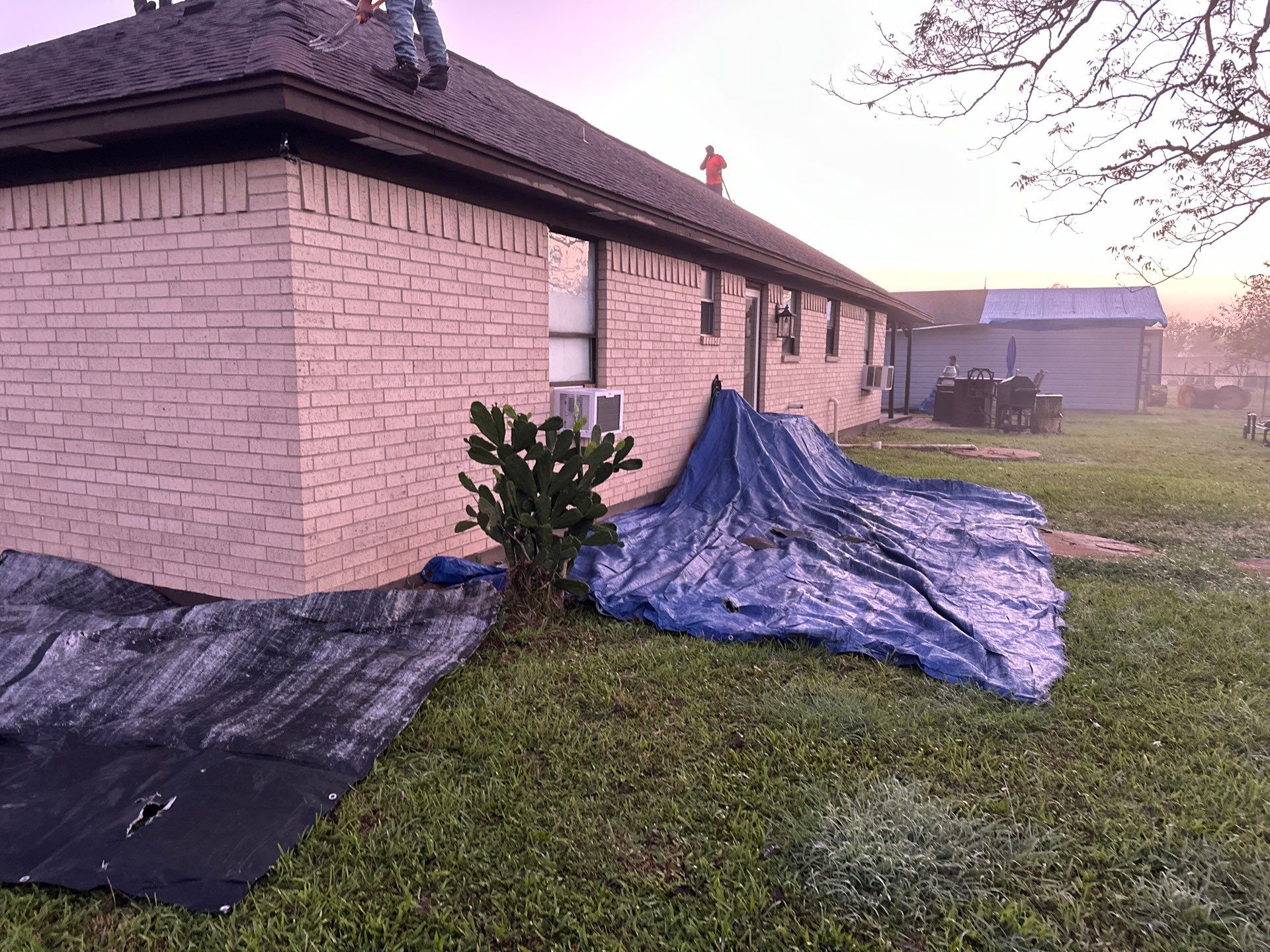 GAF HDZ TIMBERLINE BARKWOOD by Motion Roofing