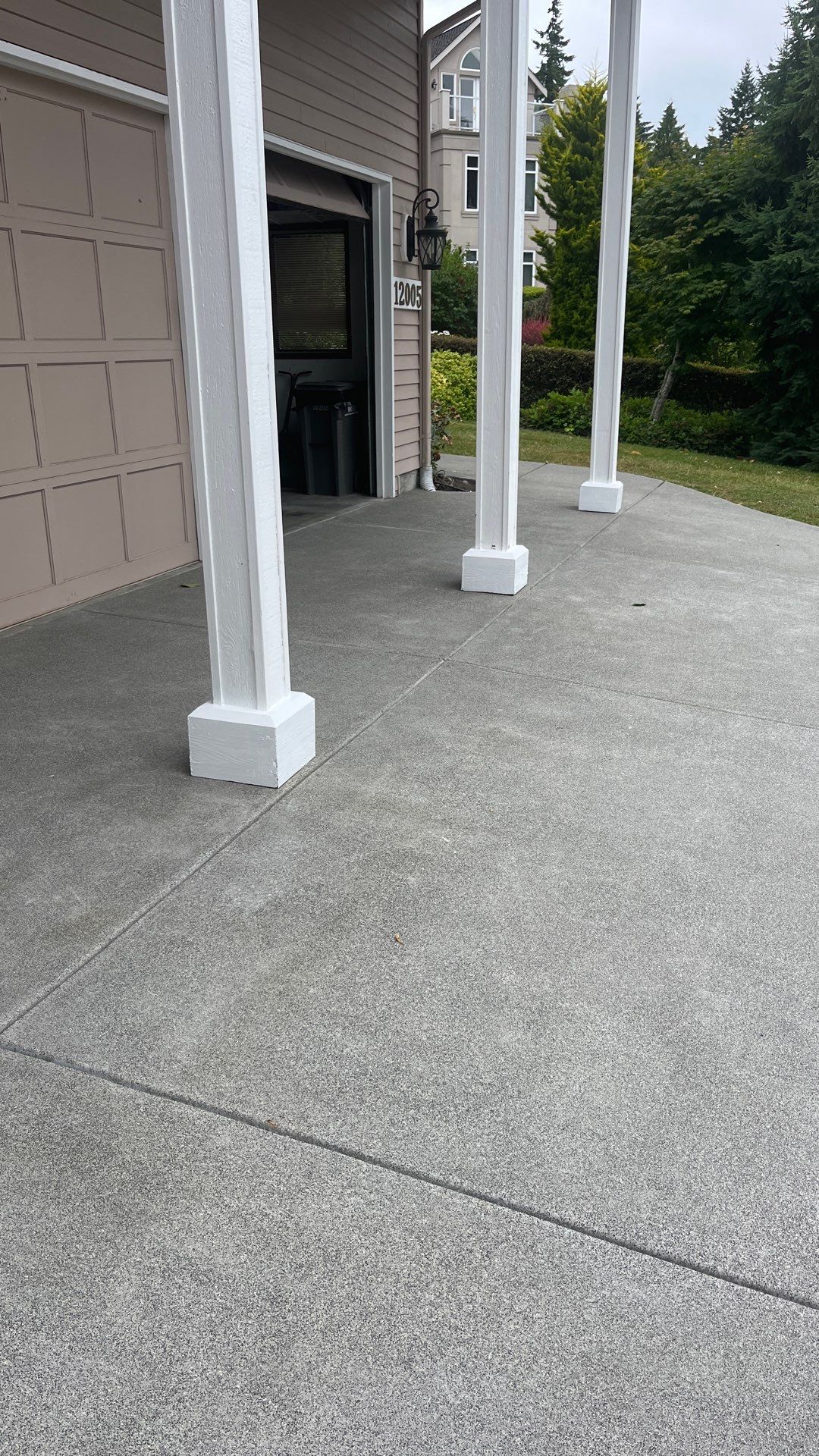 Concrete Driveway Repair | Edmonds  by Jireh Asphalt & Concrete Inc 