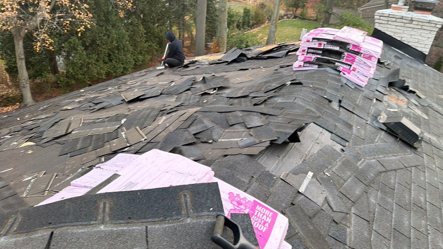 Roof Replacement using Owens Corning Onyx Black by 180 Contractors