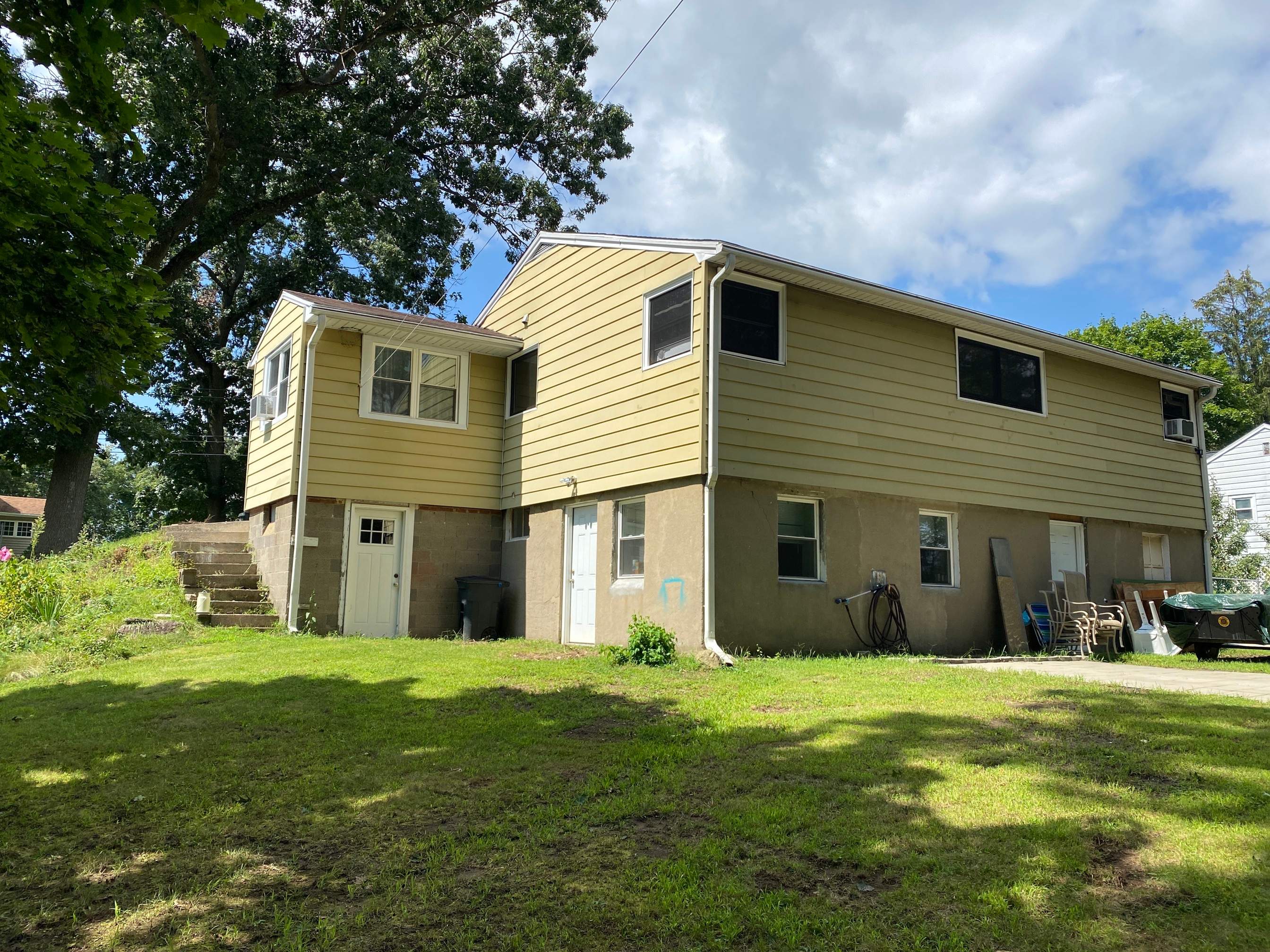 Siding Installation using Certainteed monogram charcoal gray Owens Corning Onyx Black by A Plus Exterior