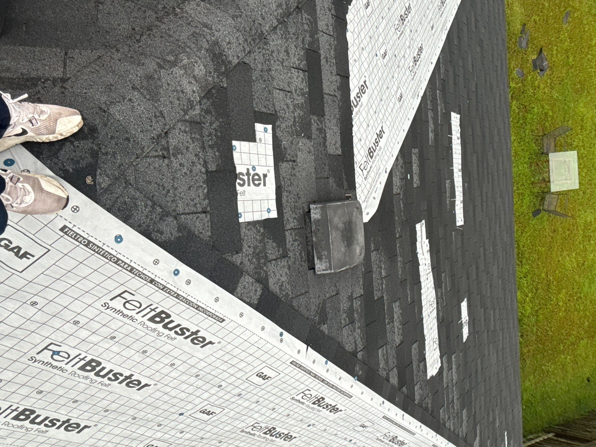 Residential Roofing Repair using Owen's Corning Duration (Lifetime) Shingles by Roof Repair Company