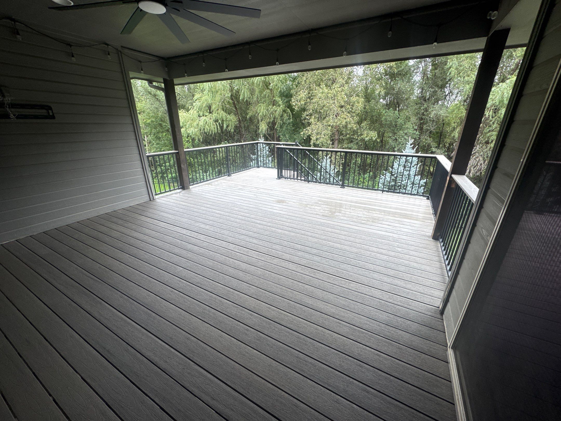 Driftwood custom deck by EAGLE EYE ENTERPRISES