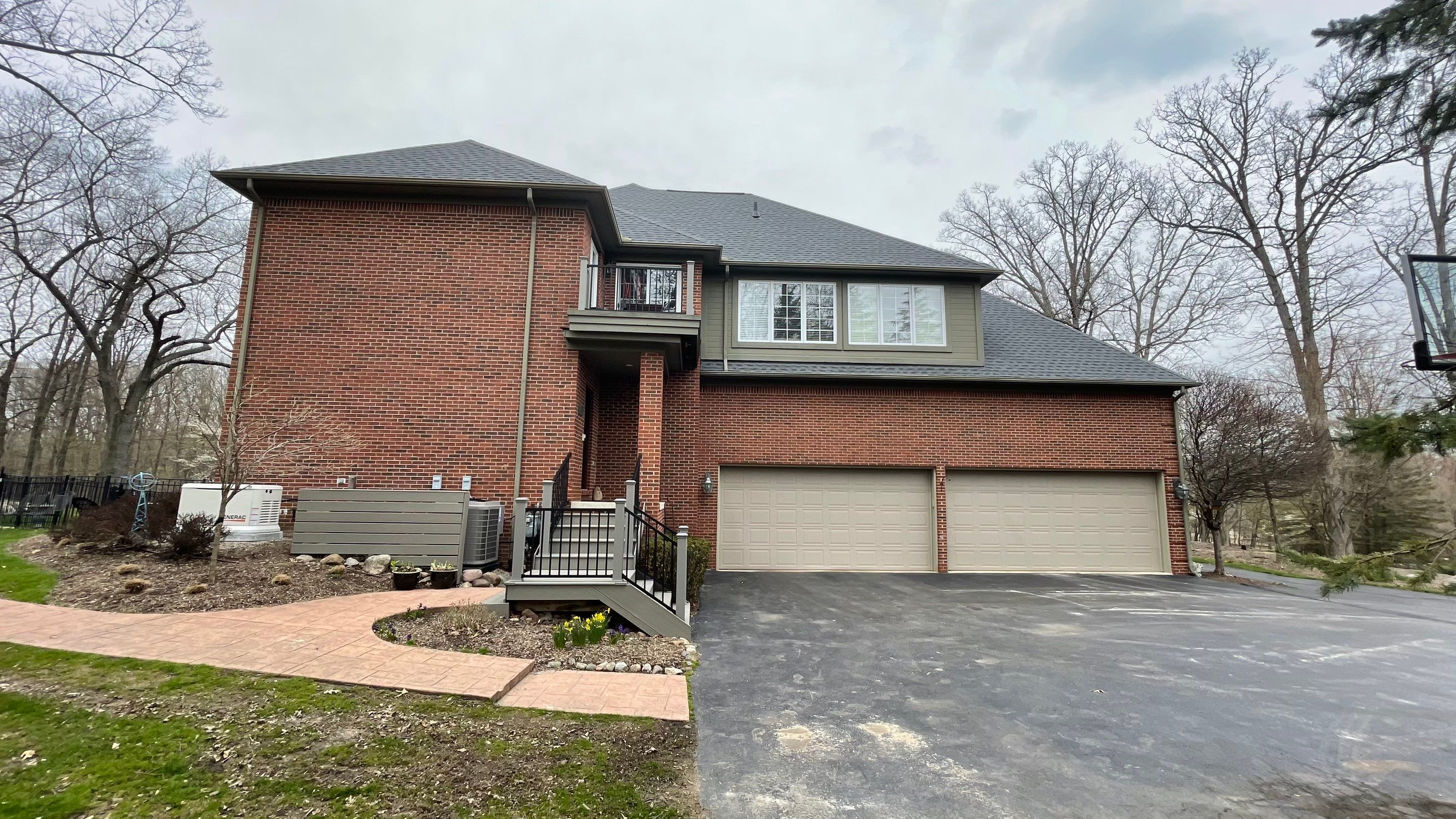 New Roof - Private Residence   by Bloomfield Construction & Restoration