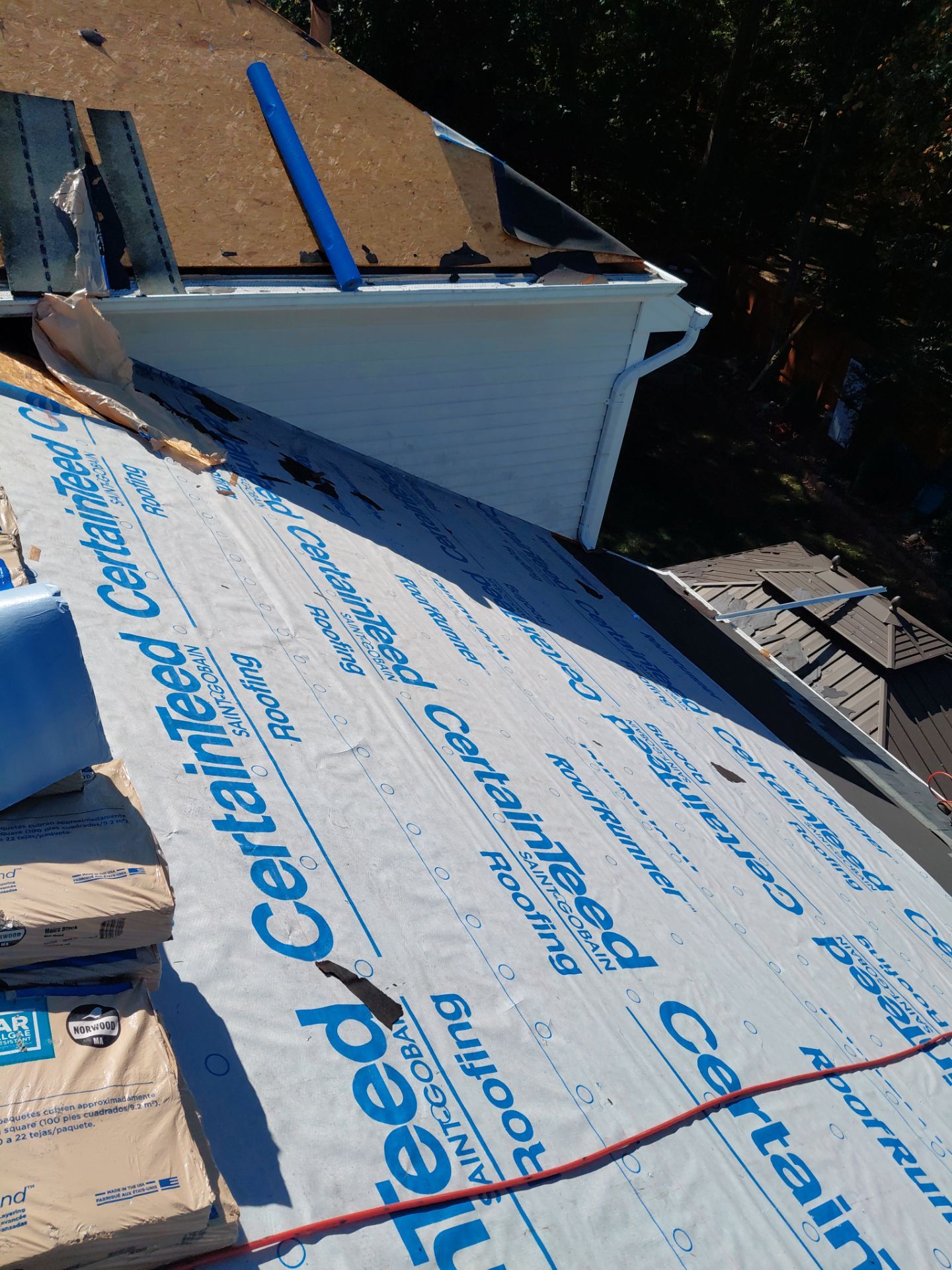 Gainesville: Residential Roof Replacement with CertainTeed Landmark in Moire Black  by RM Banning, Inc.