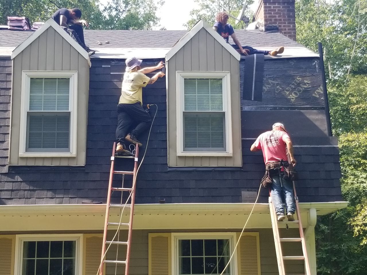 Residential Roofing Installation using Owens Corning Duration, Driftwood by Absolute Roofing and Construction
