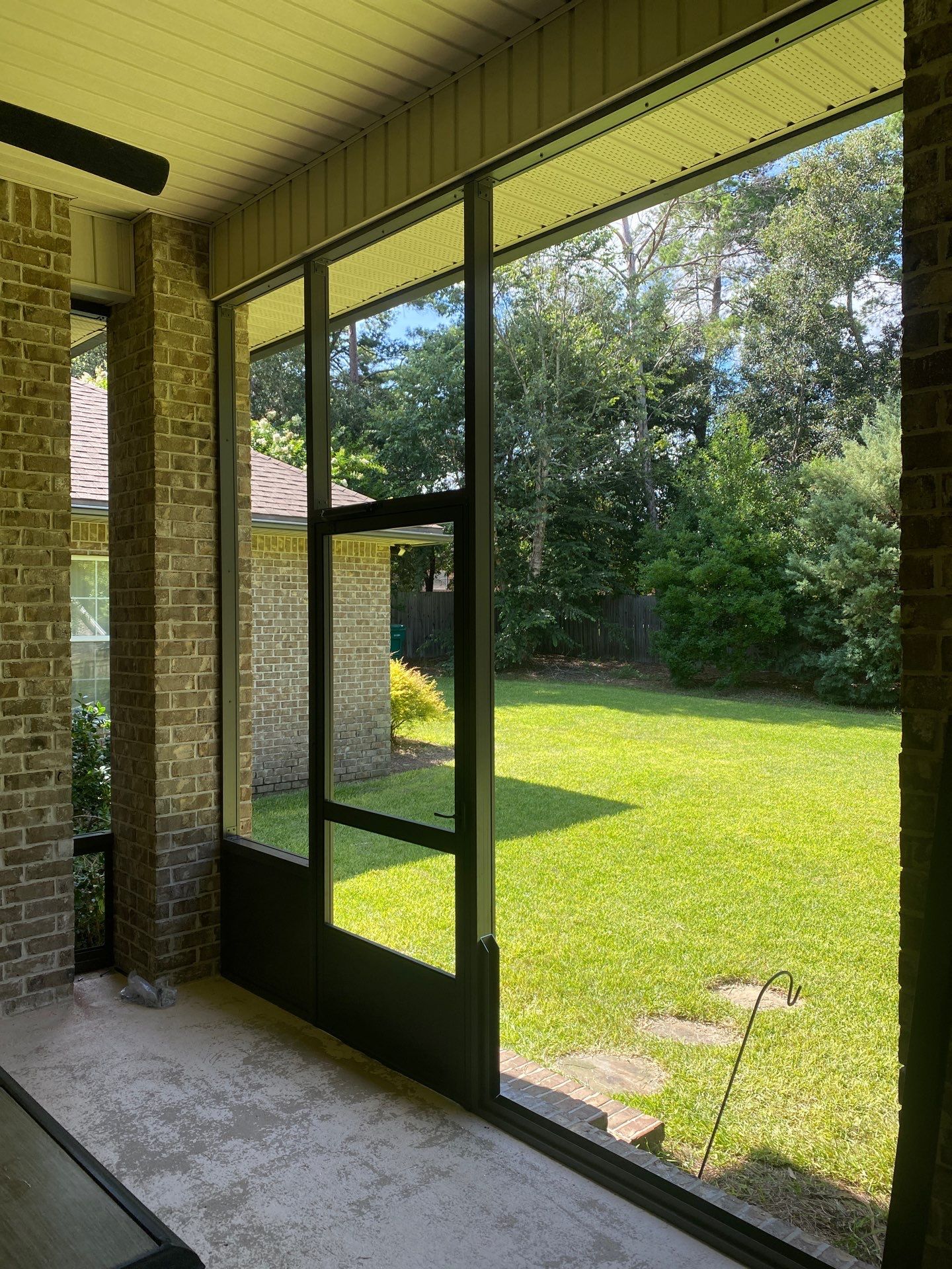 Niceville Screen Under by Titan Sunrooms