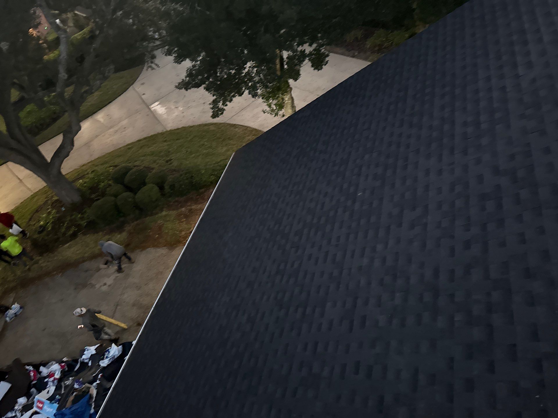 GAF Charcoal Architectural Shingle - Re-roof by Endless Summer Roofing Co.