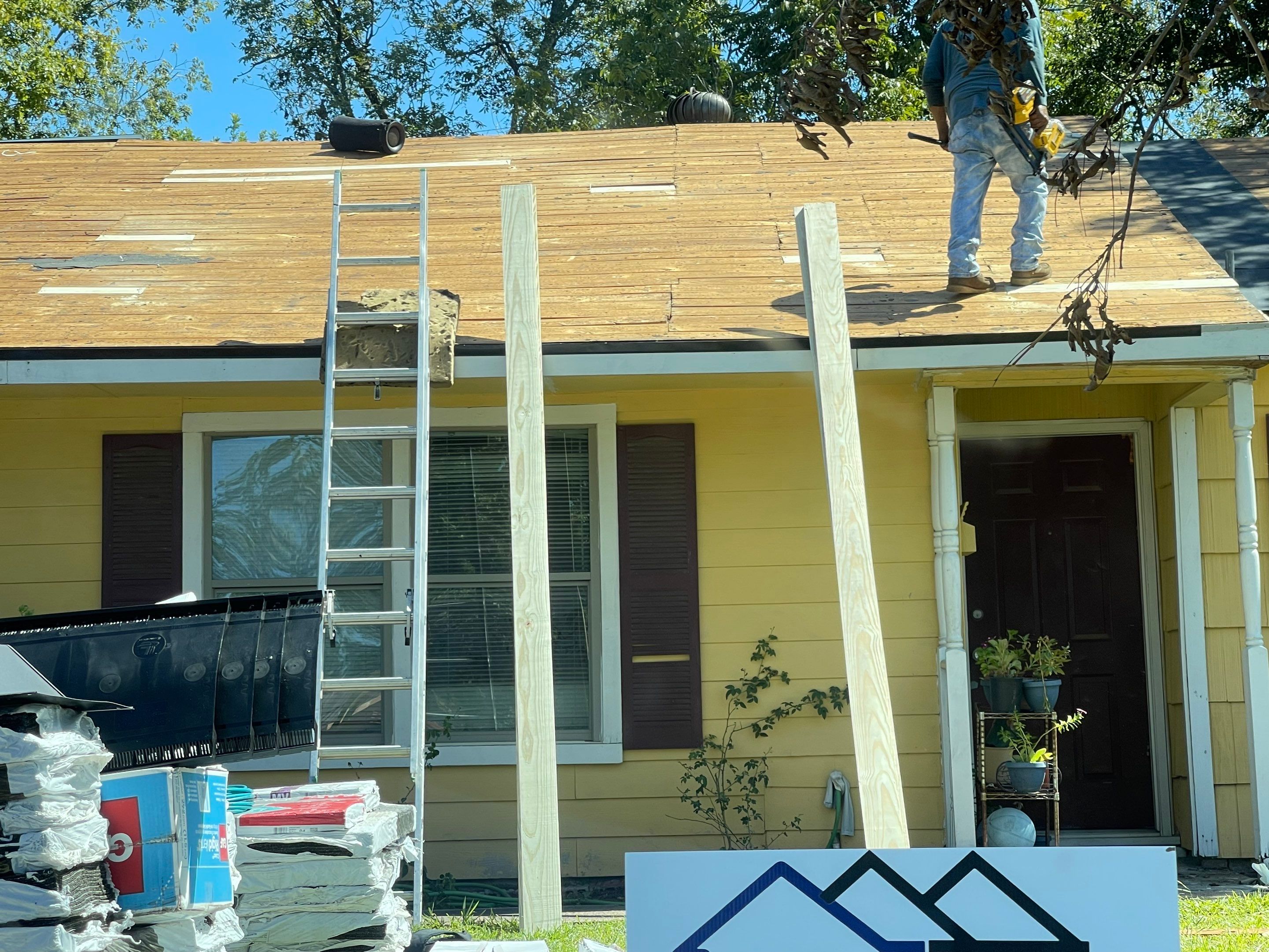 Residential Roofing Installation using Atlas Pinnacle® Pristine Pewter by CAP Roofing and Construction LLC
