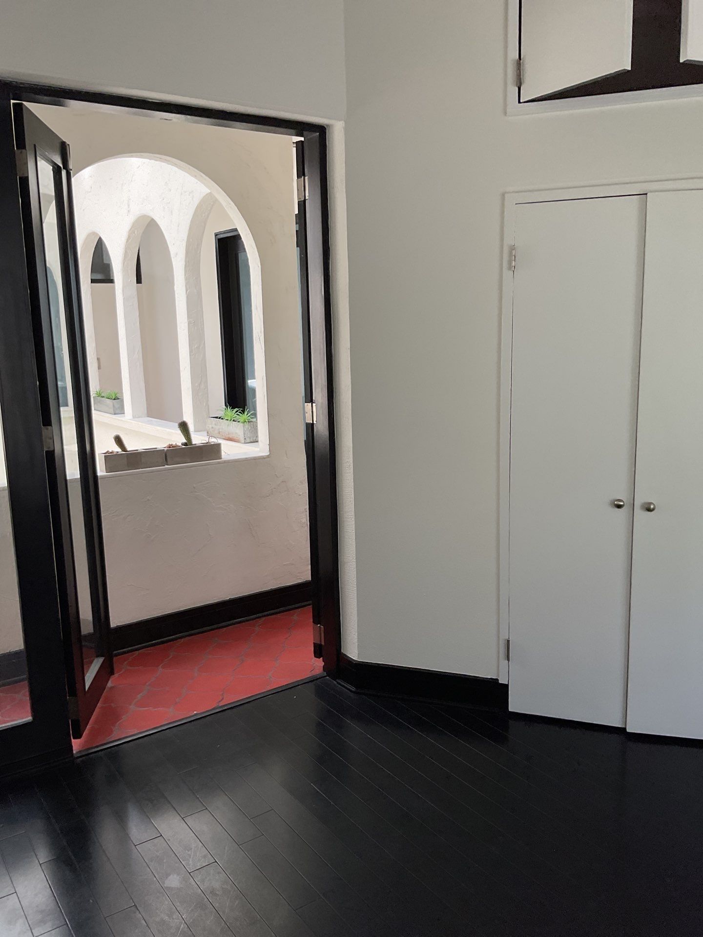 Interior & Exterior Painting in Queen Village, PA by Groovy Hues