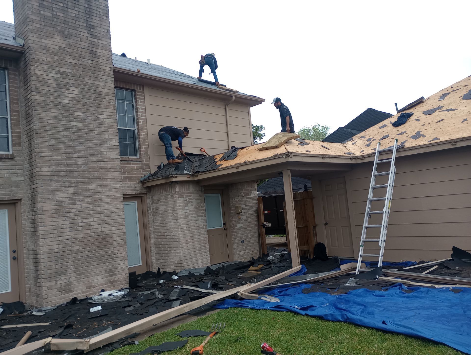 Residential Roofing Repair using Owen's Corning Duration (Lifetime) Shingles by Roof Repair Company