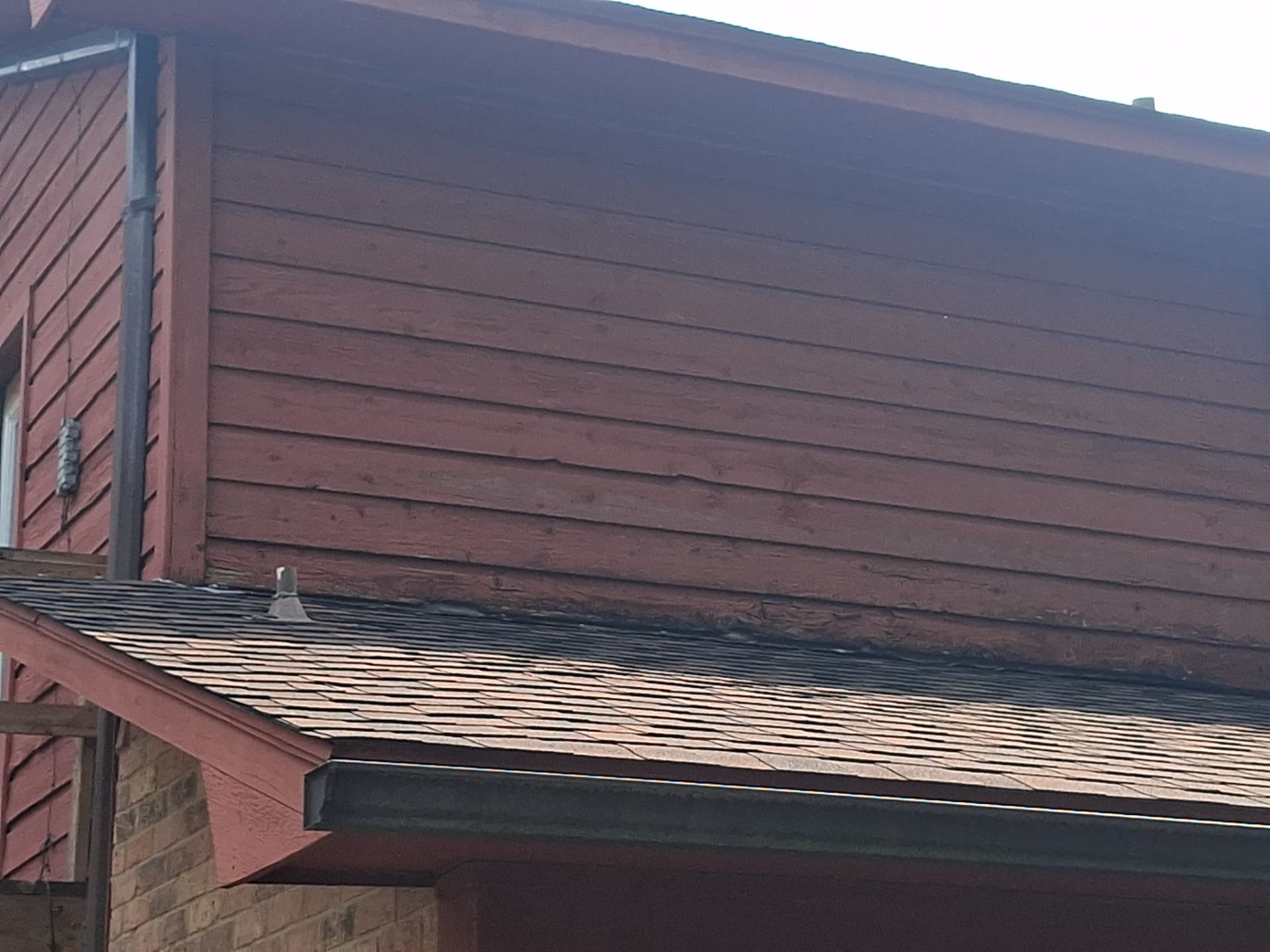Longview, TX Exterior Wood Restoration & Paint Transformation by Quality Coats Painting