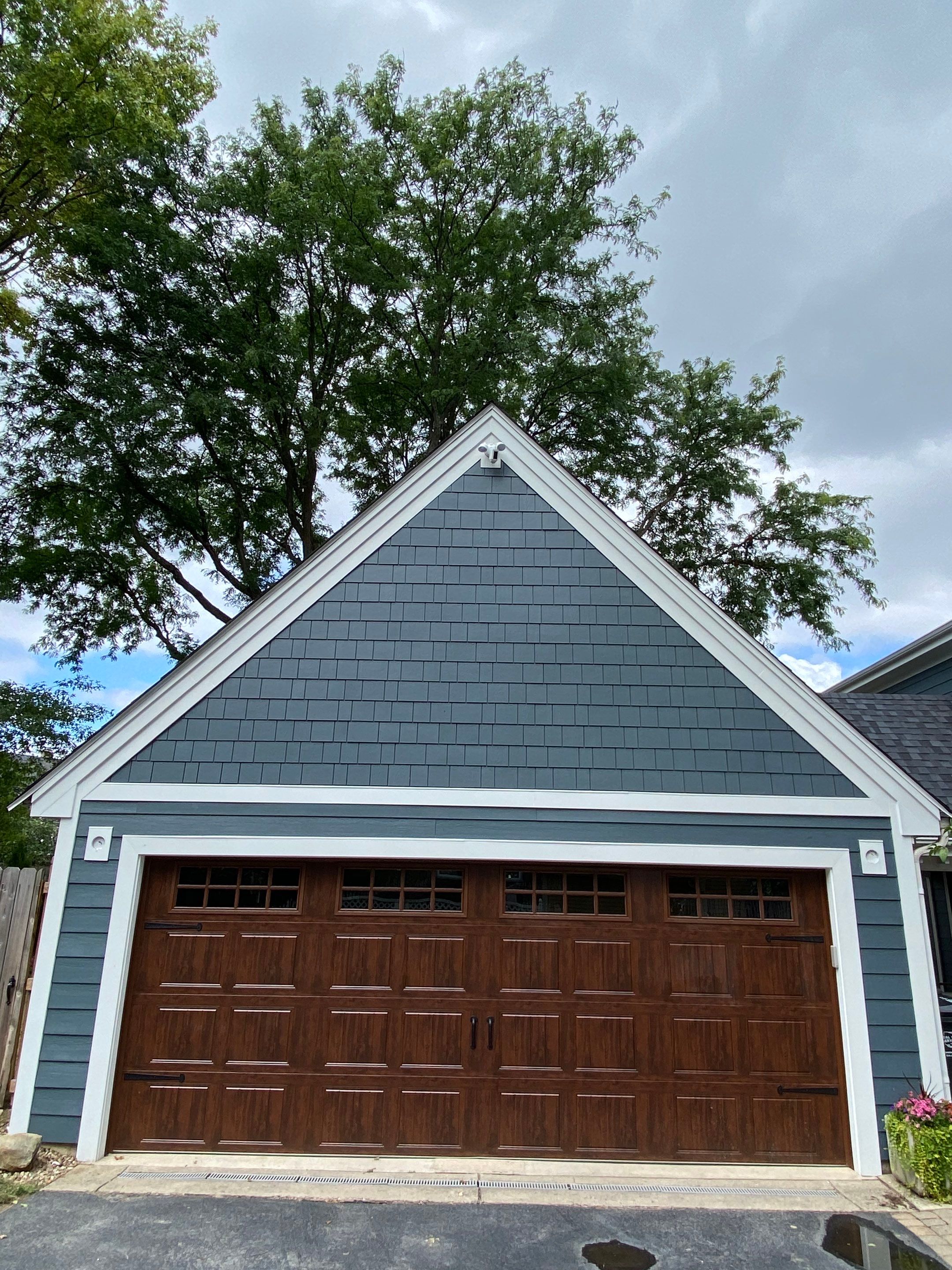 Residential Roofing Installation using James Hardie Fiber Cement Lap Siding and Certainteed Landmark Pro Shingles by Best Exteriors Inc