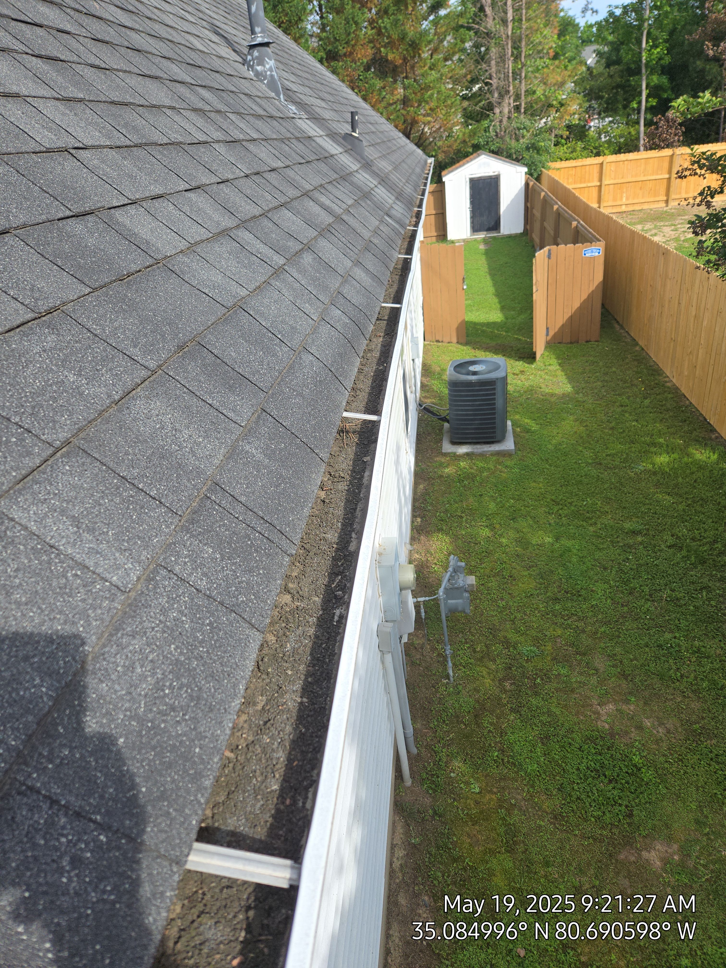 House Wash using cleaner by Power Wash Masters LLC