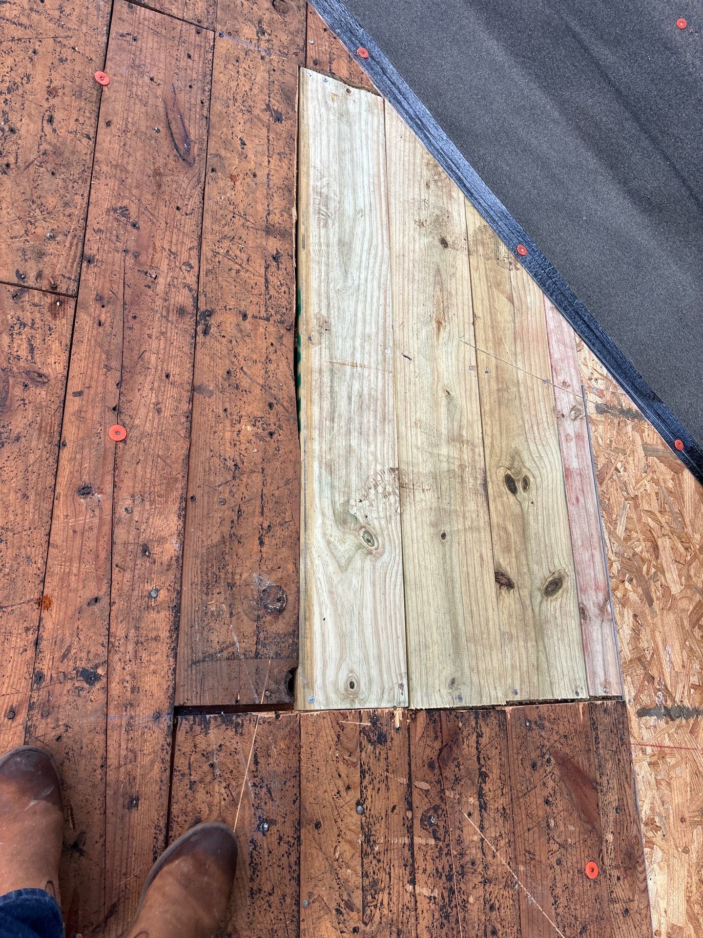 Residential Roofing Installation using Owen's Corning Duration (Lifetime) Shingles by Roof Repair Company