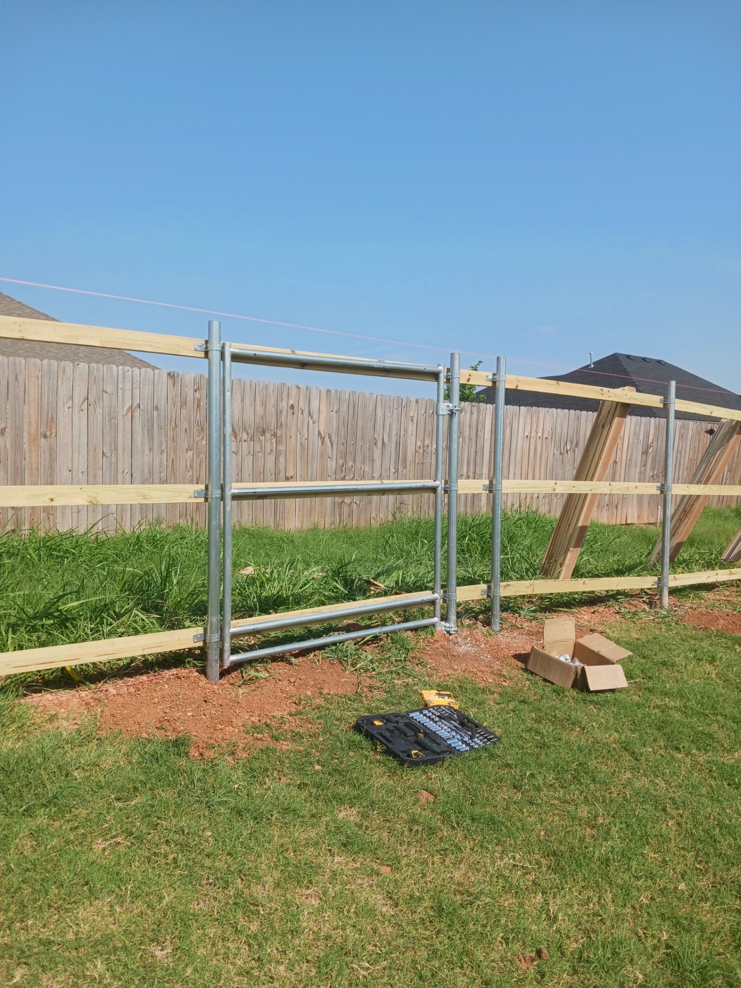 Cedar Fence using Metal Poles by Clays Services Inc