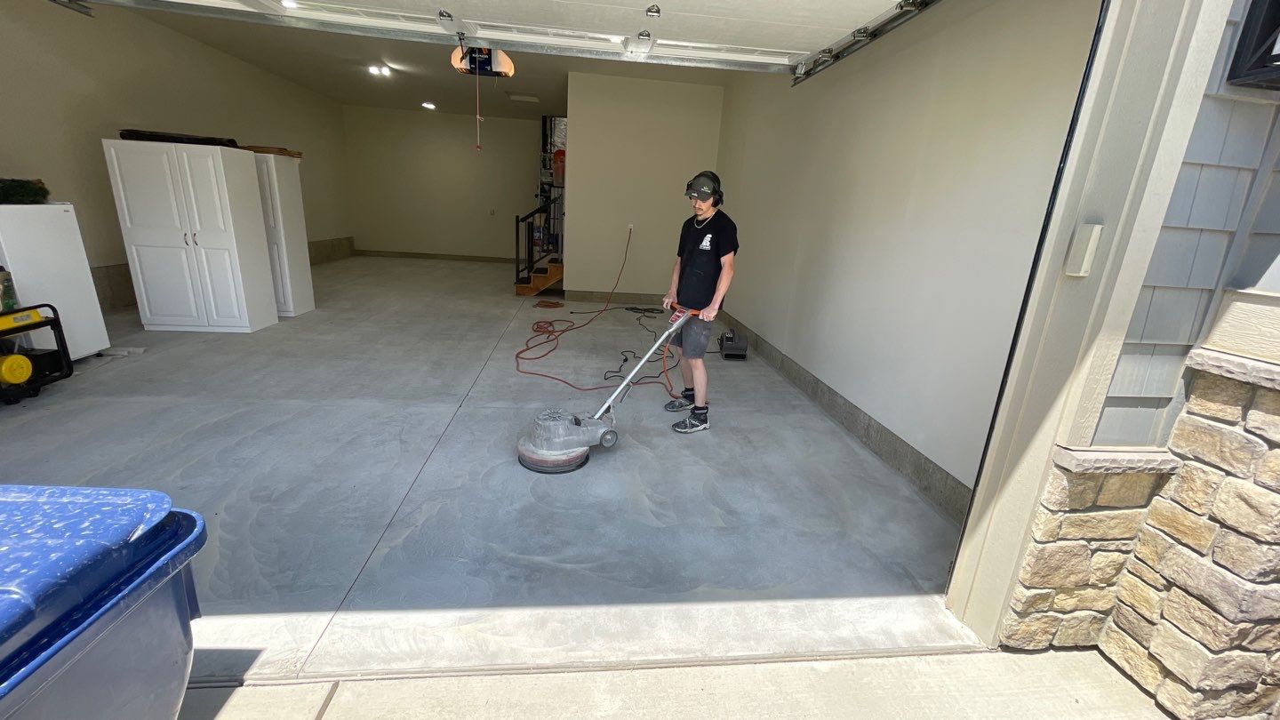 Garage Transformation using Smoke Colorway by Croc Coatings, LLC