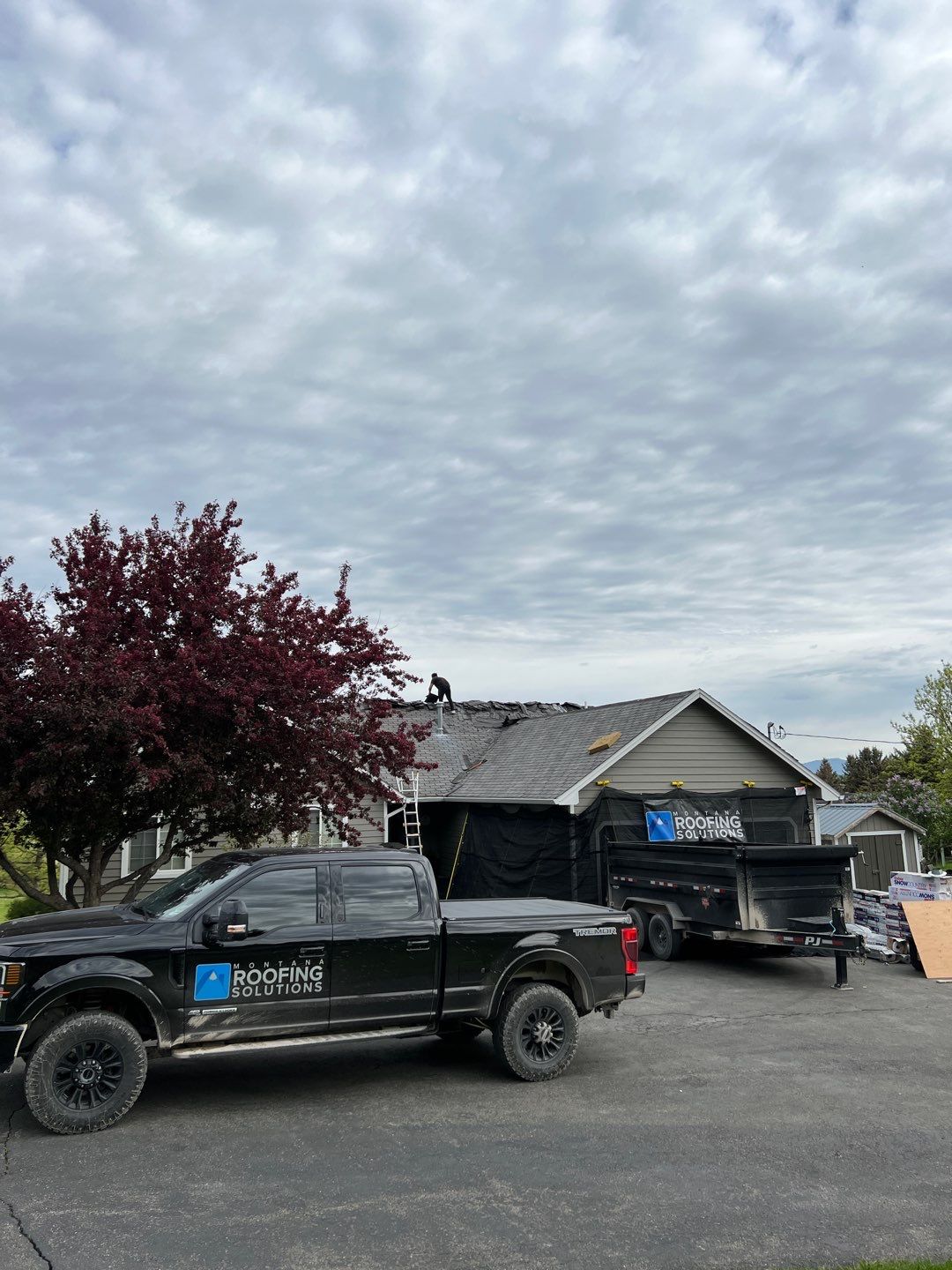 GAF Timberline HDZ - Charcoal by Montana Roofing Solutions